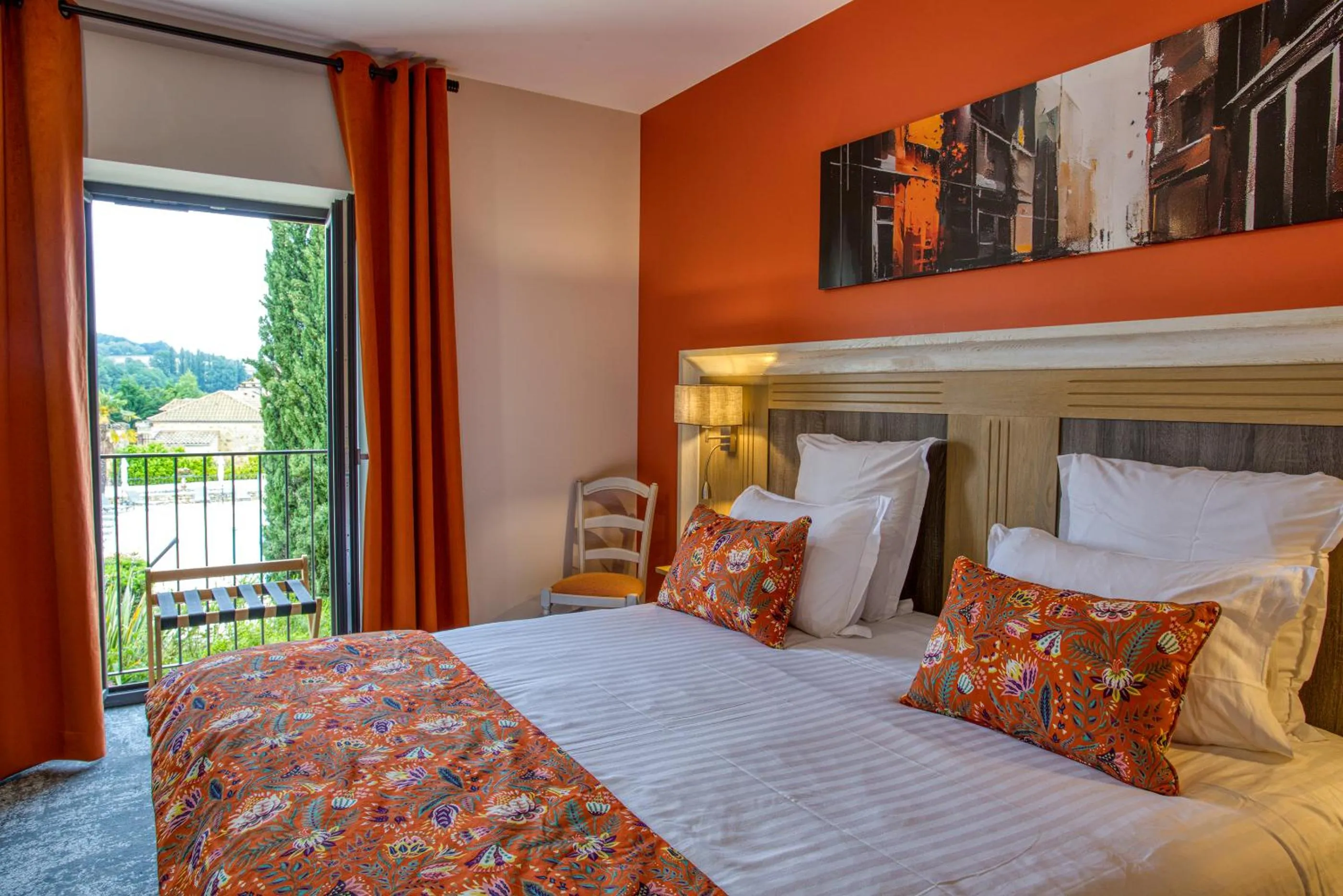 Bedroom, Bed in Domaine de Monrecour - Hôtel & Restaurant - Proche de Sarlat