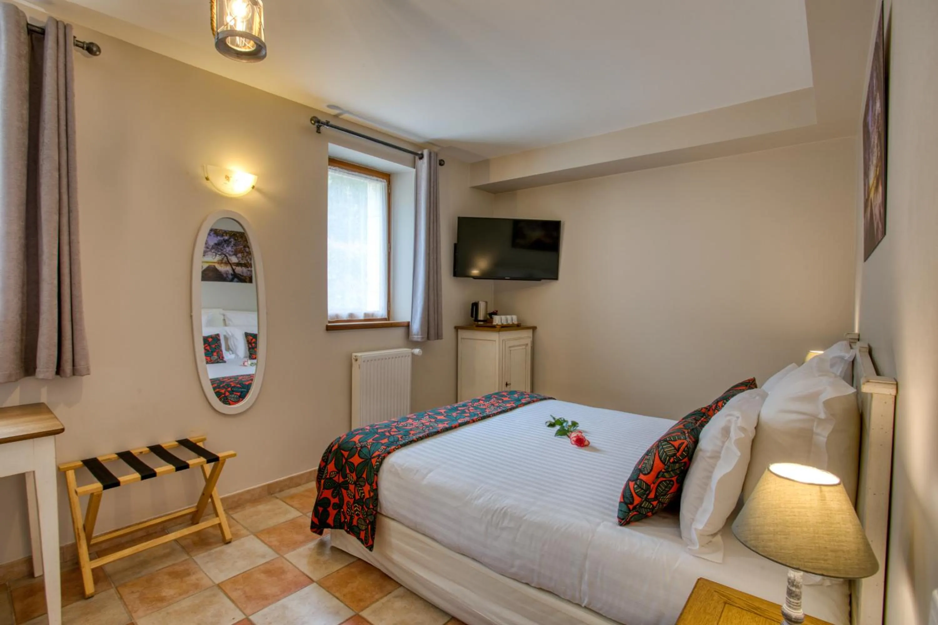 Bedroom, Bed in Domaine de Monrecour - Hôtel & Restaurant - Proche de Sarlat