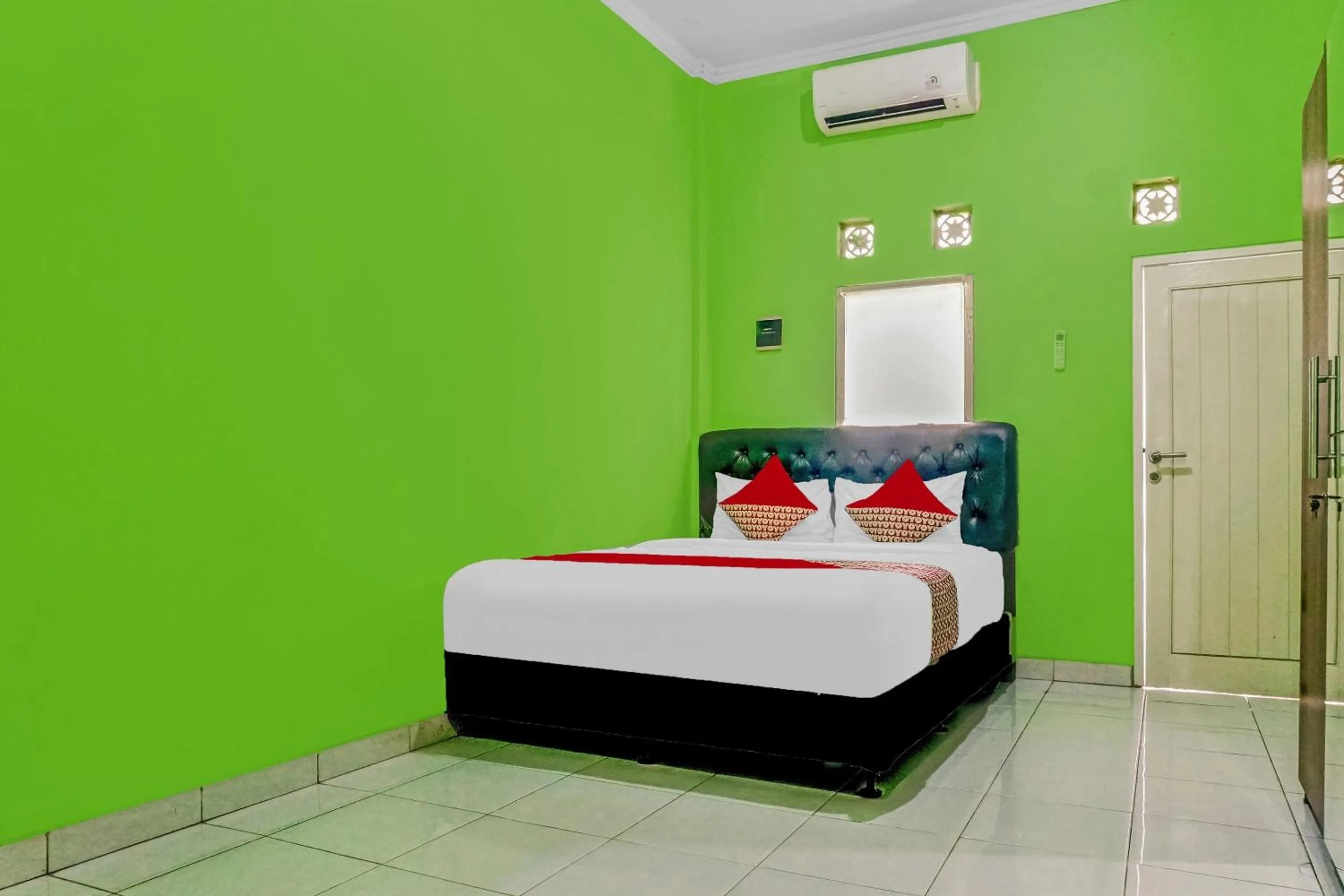 Bedroom in OYO 90792 Kosku Syariah