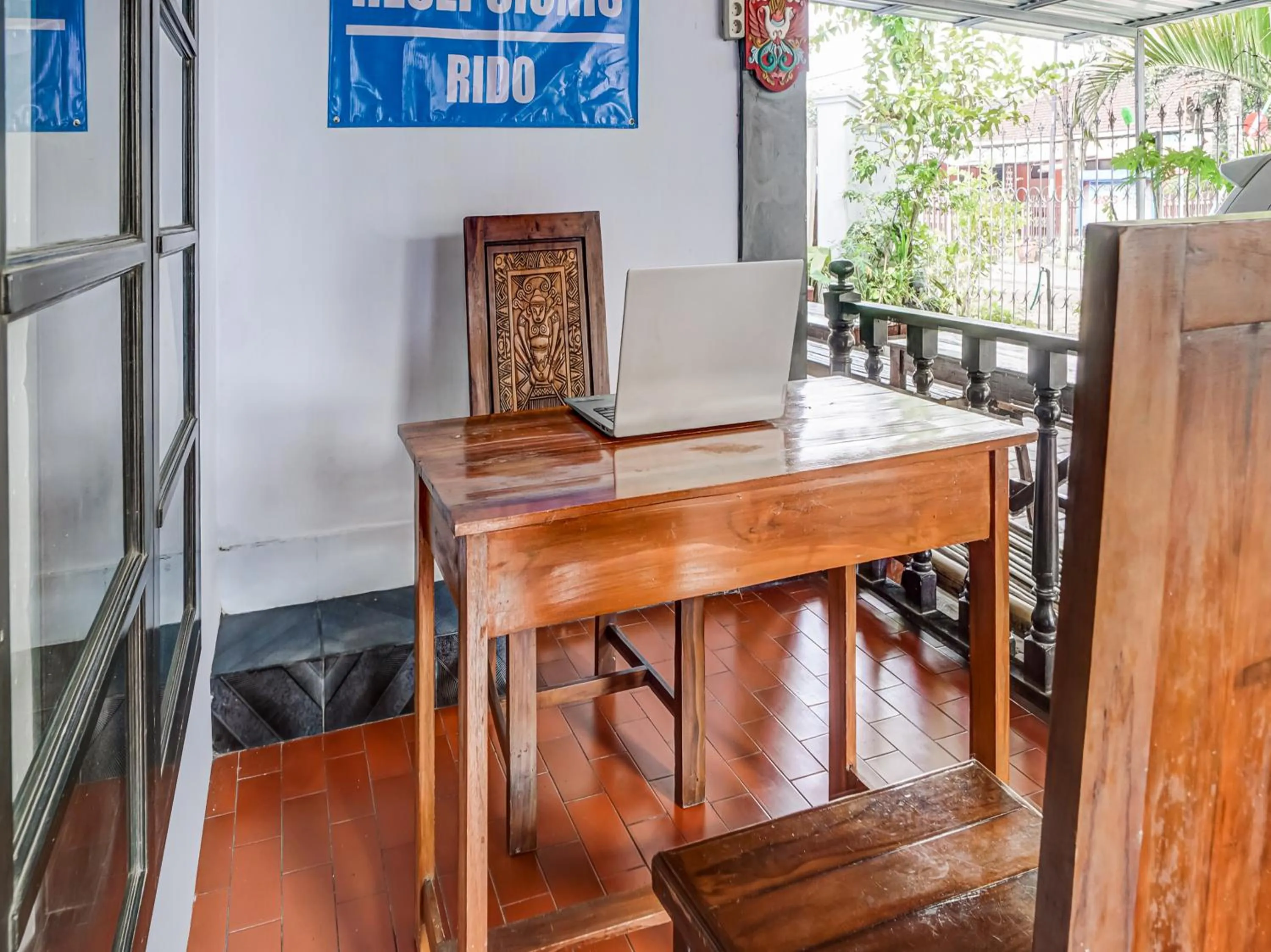 Lobby or reception, Dining Area in SPOT ON 90797 Sukun Syariah Homestay