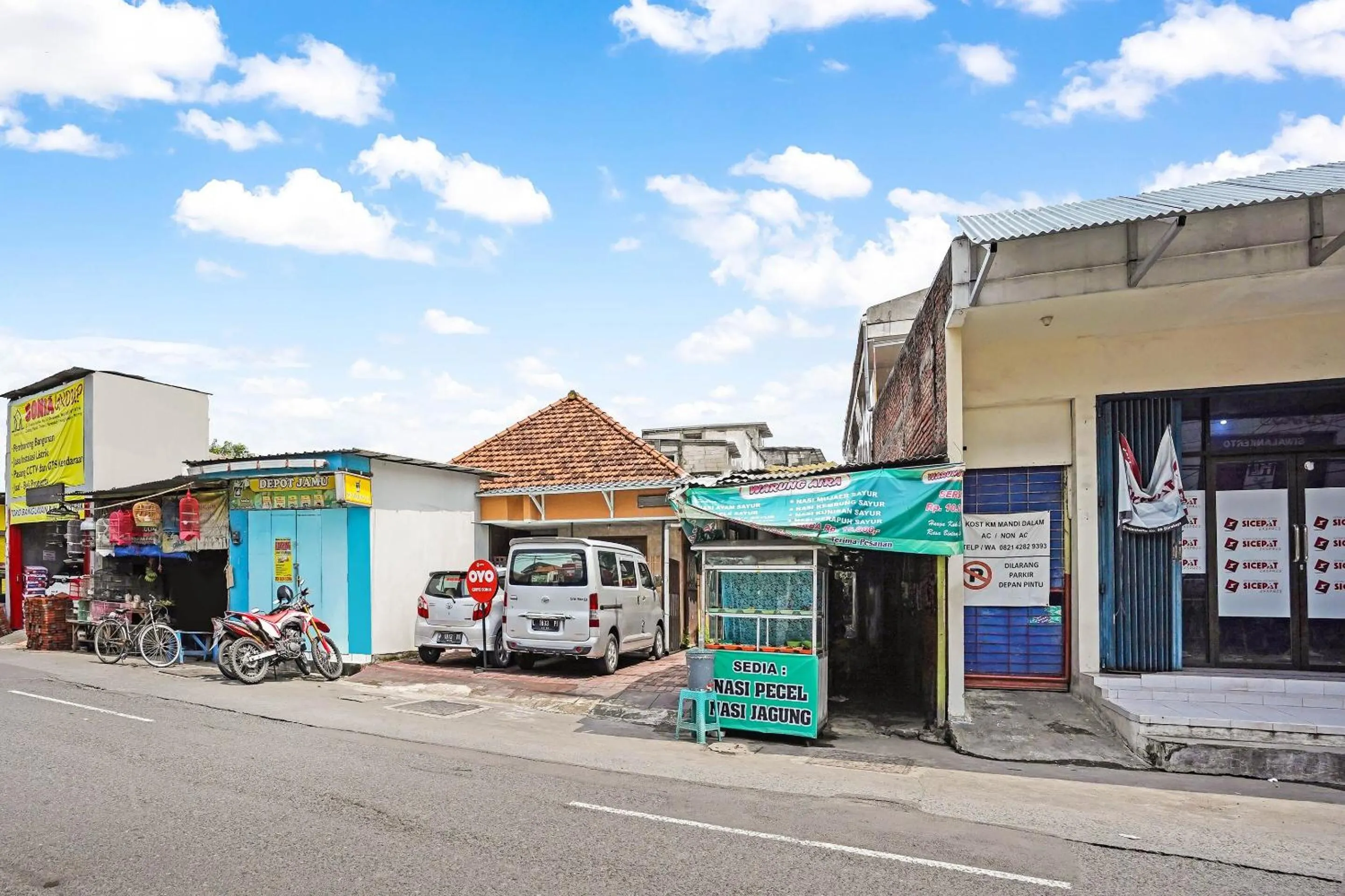Facade/entrance in Hotel O Griyo Sonia
