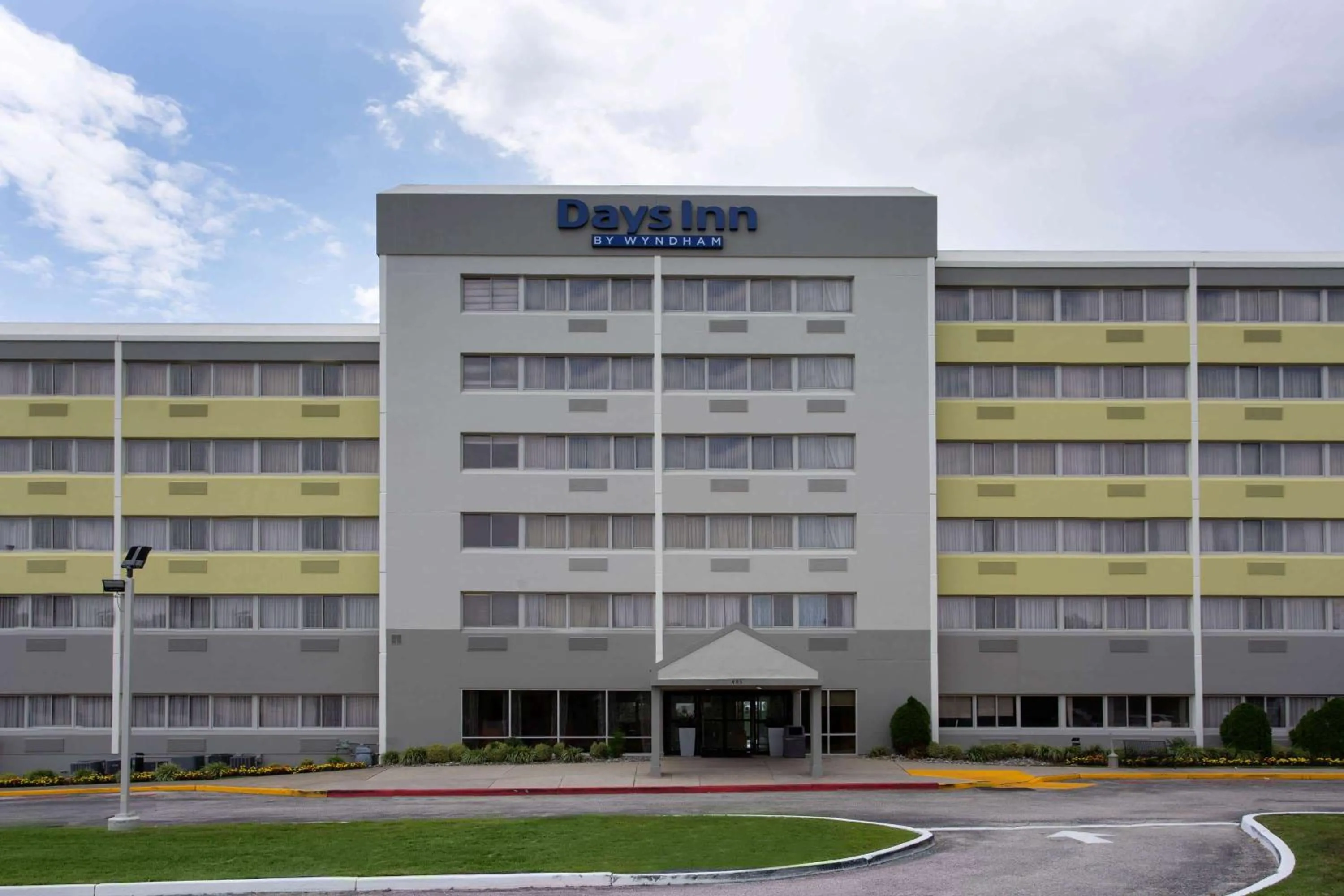 Property building in Days Inn by Wyndham Absecon Atlantic City Area