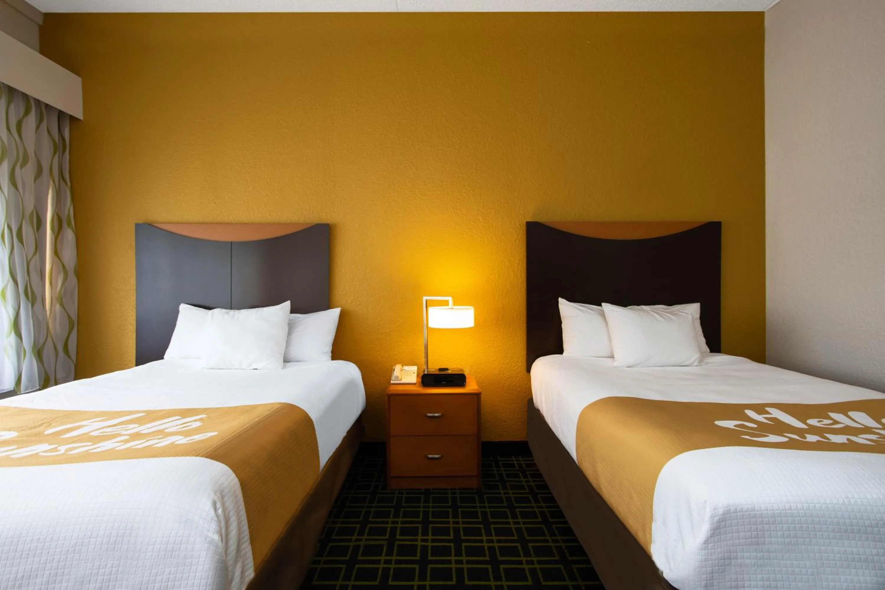 Bed in Days Inn by Wyndham Absecon Atlantic City Area