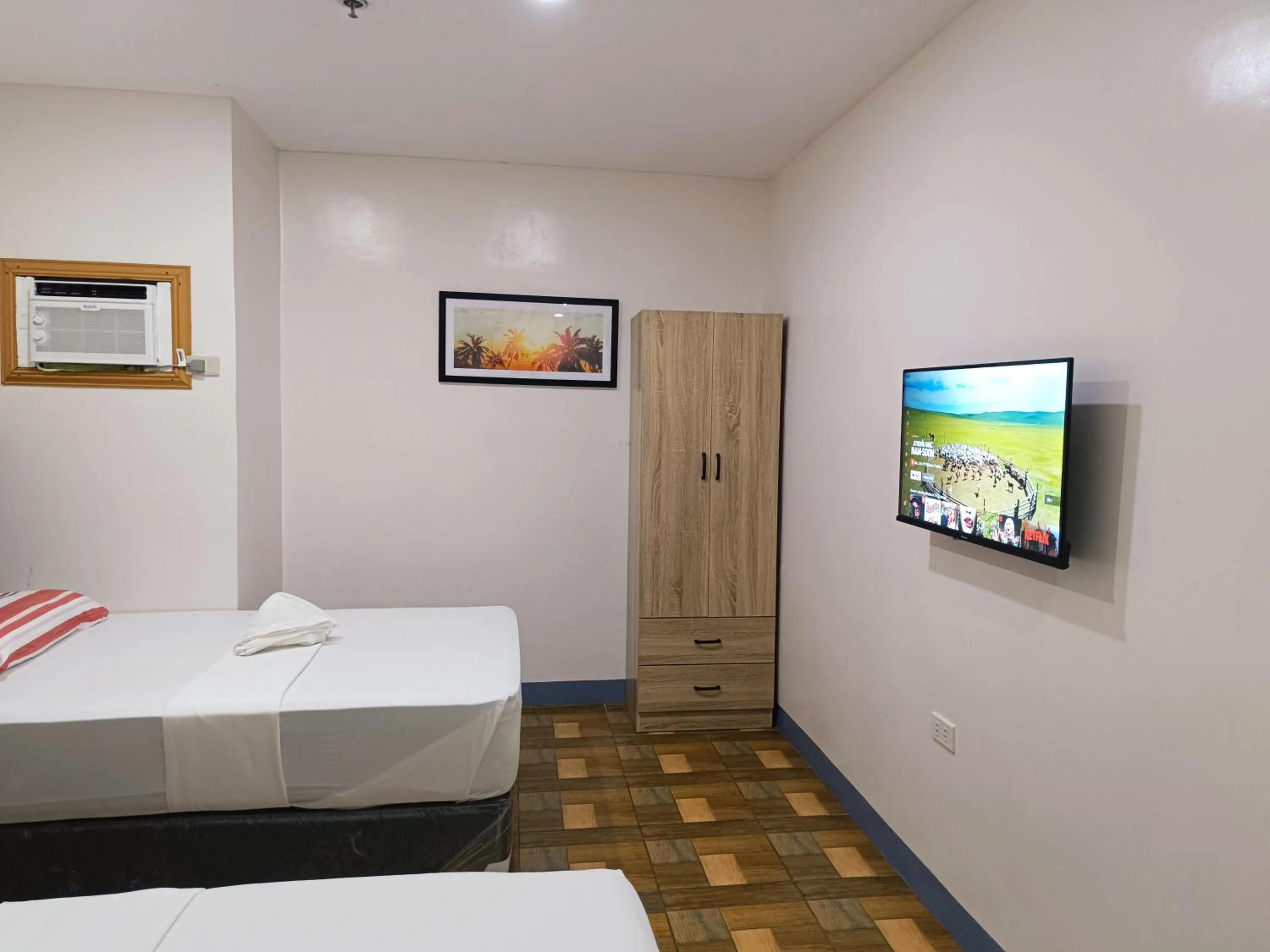 Bed in FB DORMITEL SUITES