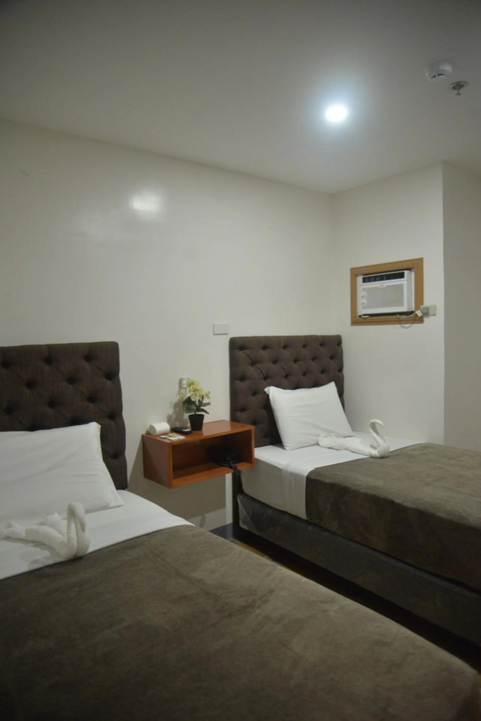 Bed in FB DORMITEL SUITES