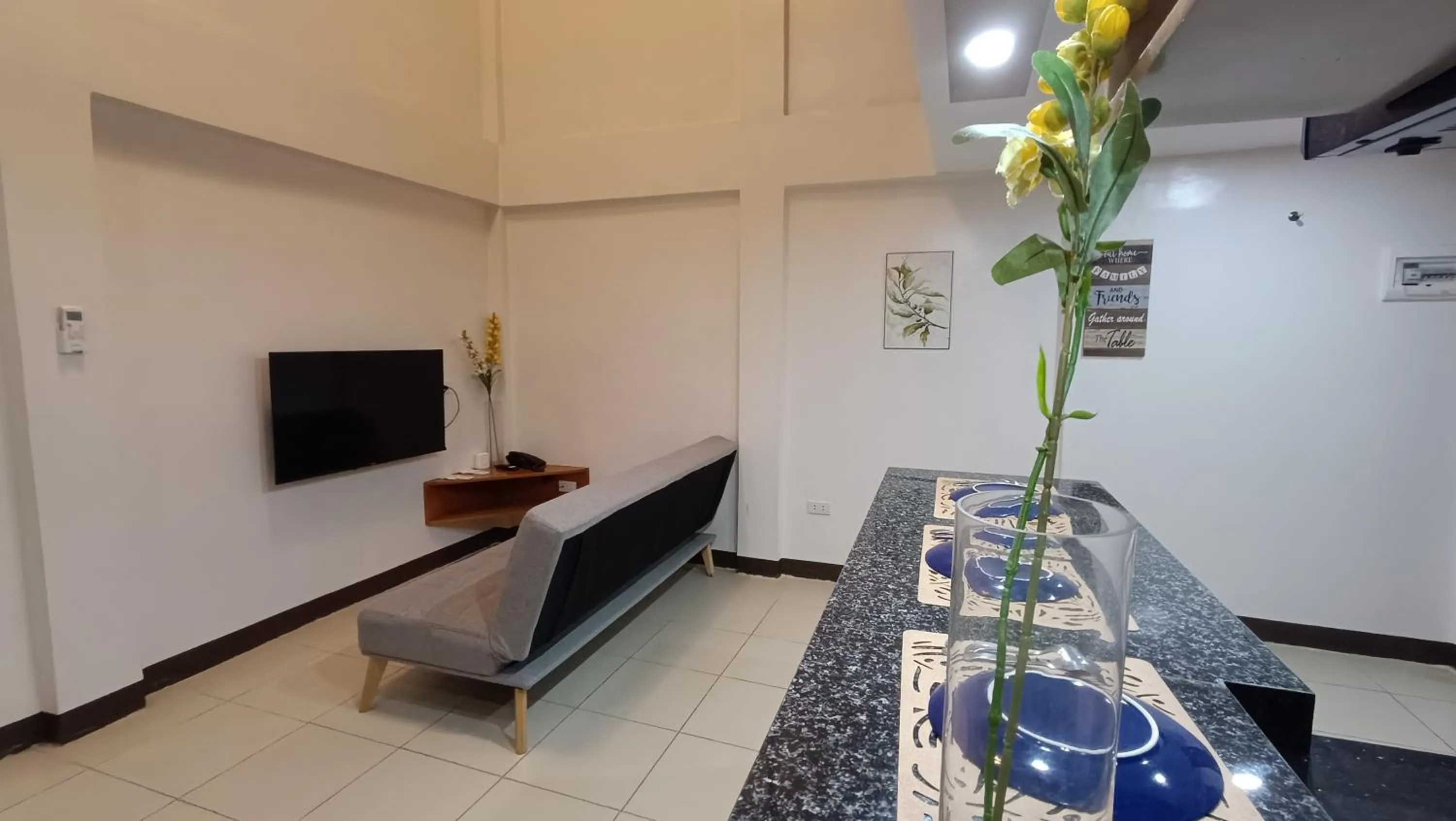 Living room in FB DORMITEL SUITES