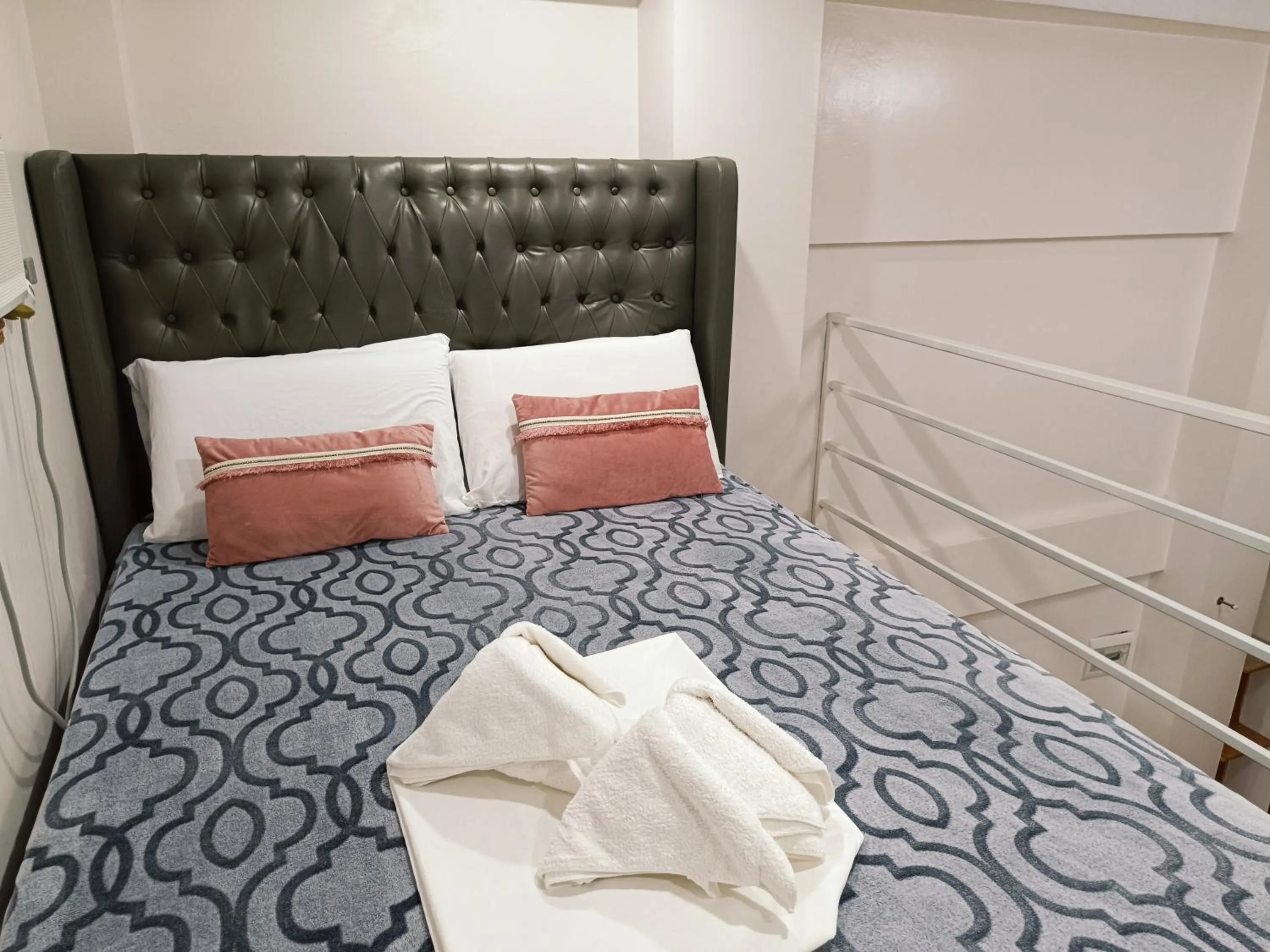 Bed in FB DORMITEL SUITES