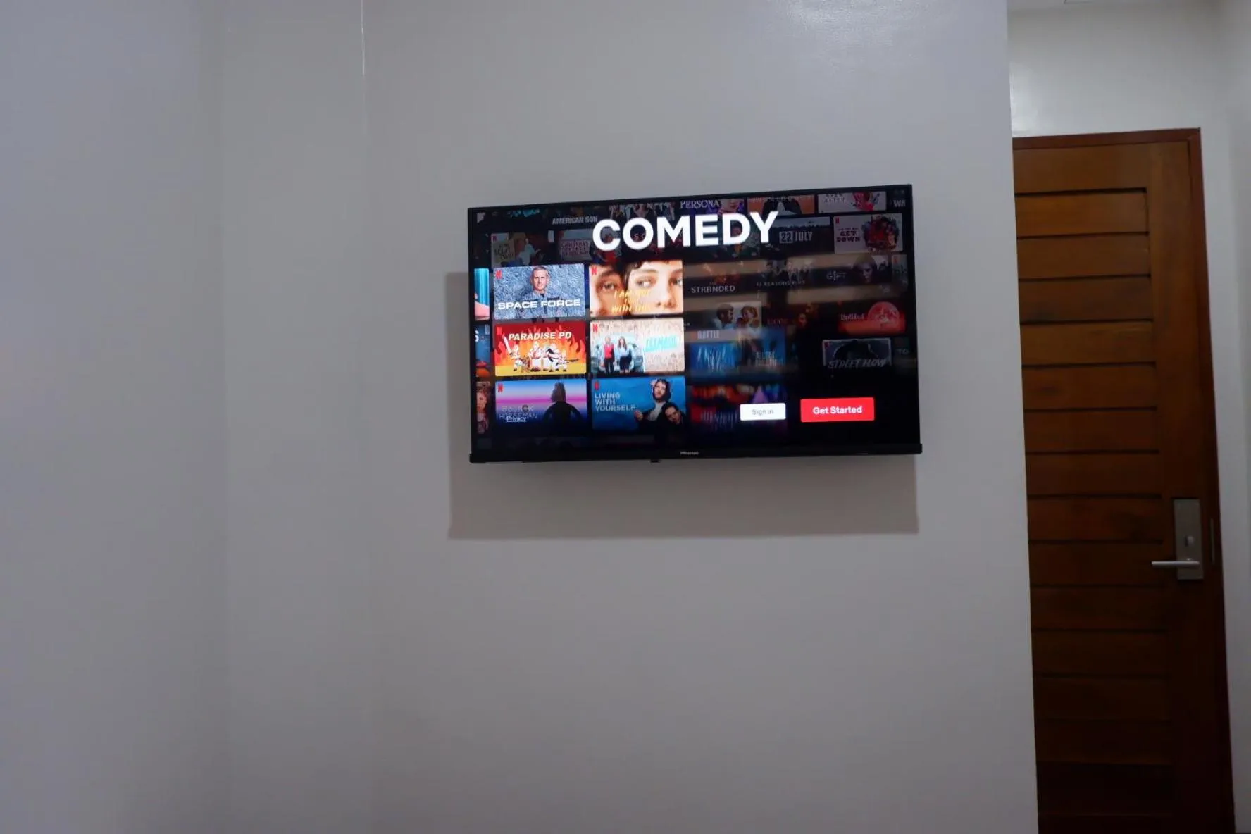 TV and multimedia in FB DORMITEL SUITES