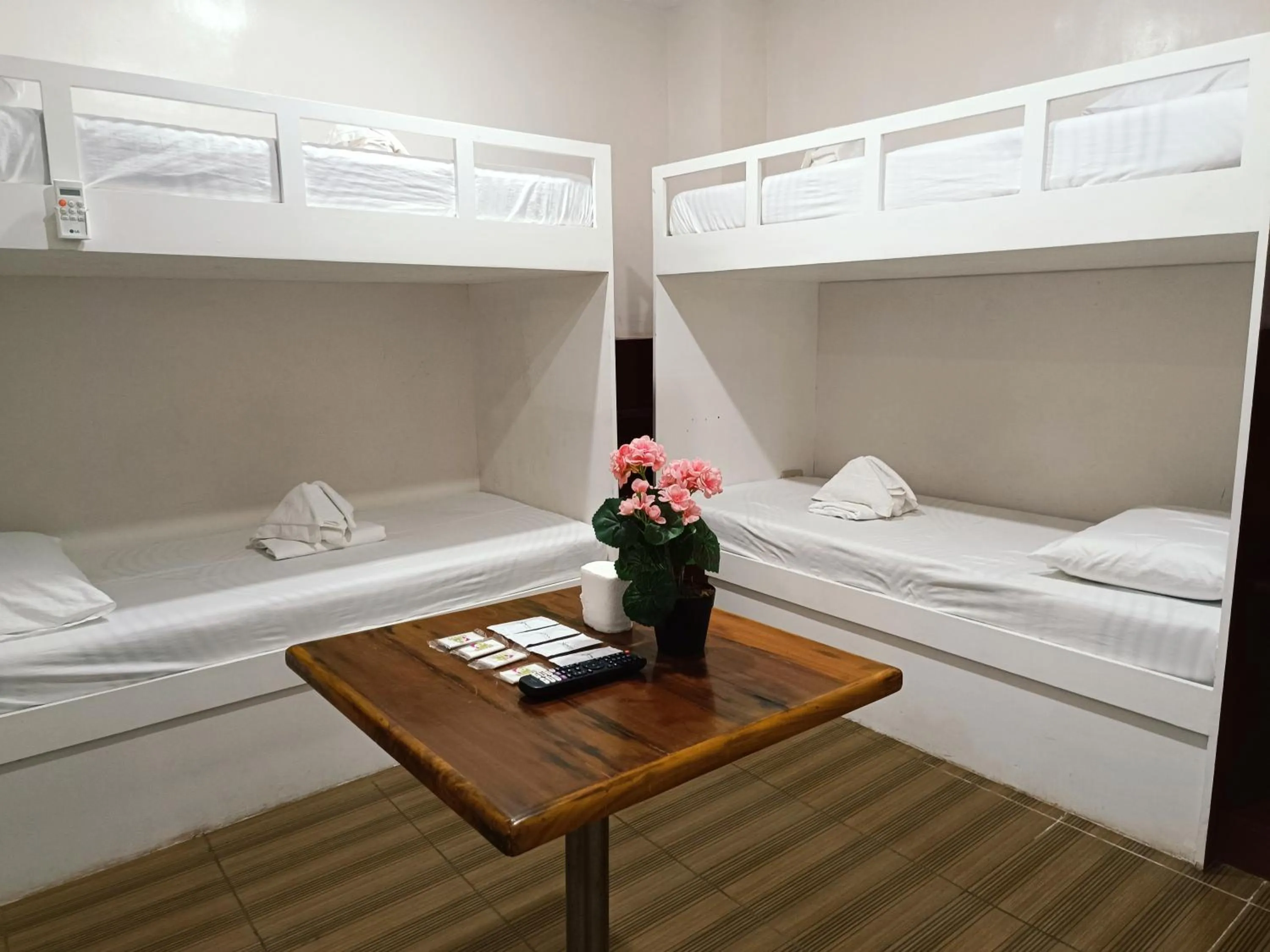 Bed in FB DORMITEL SUITES