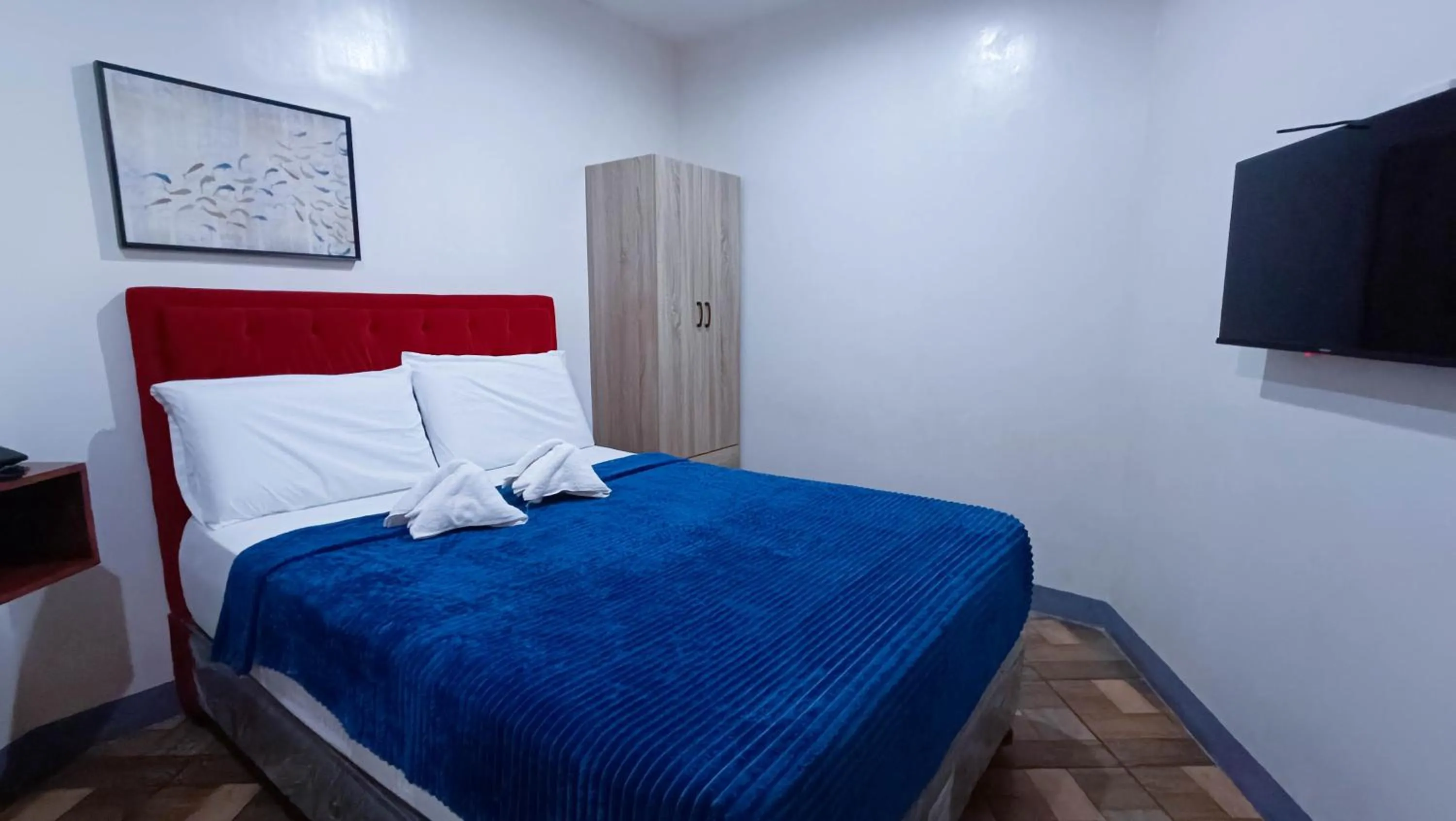 TV and multimedia, Bed in FB DORMITEL SUITES