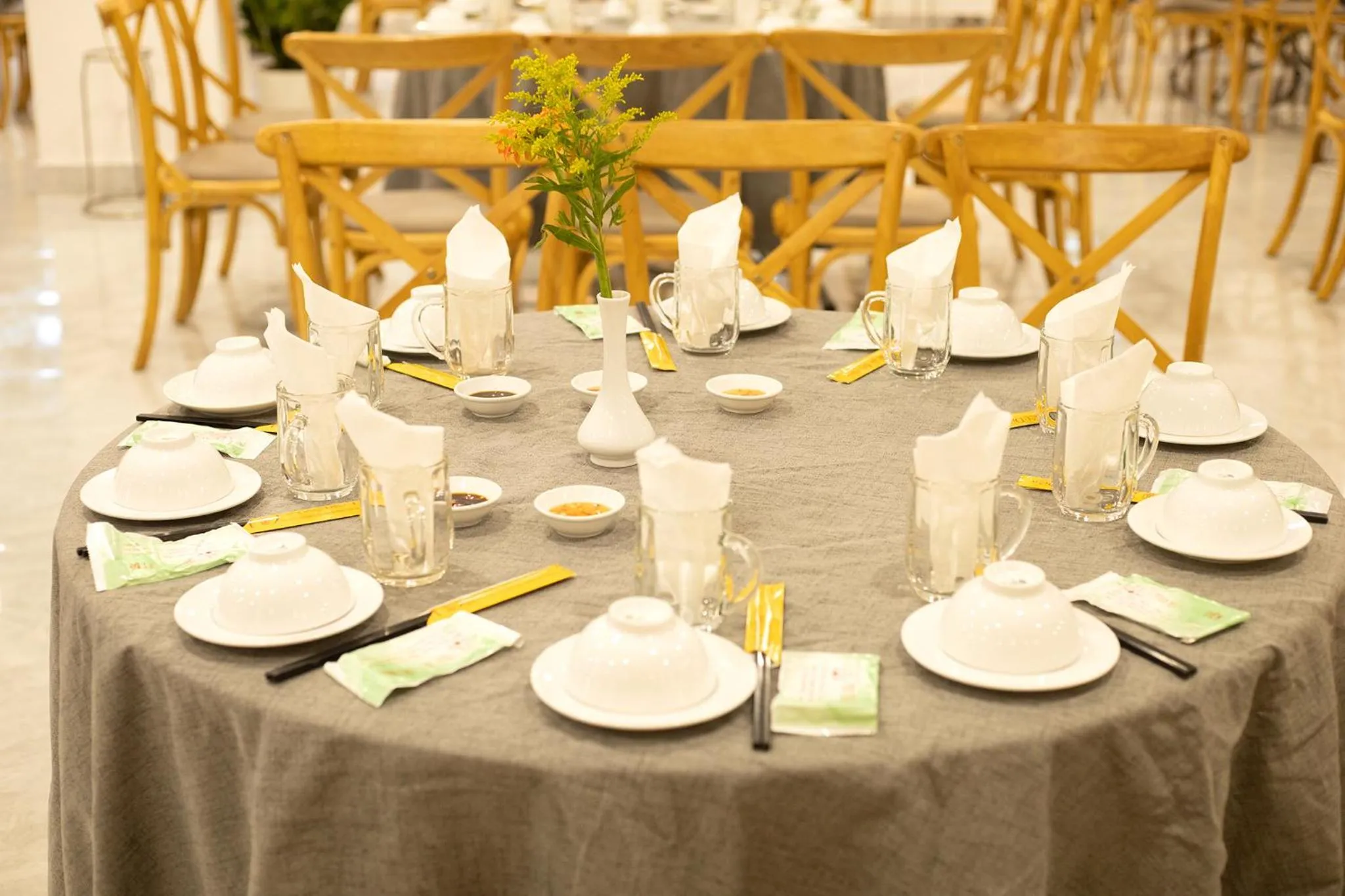 Restaurant/places to eat in Biet Dien Hotel