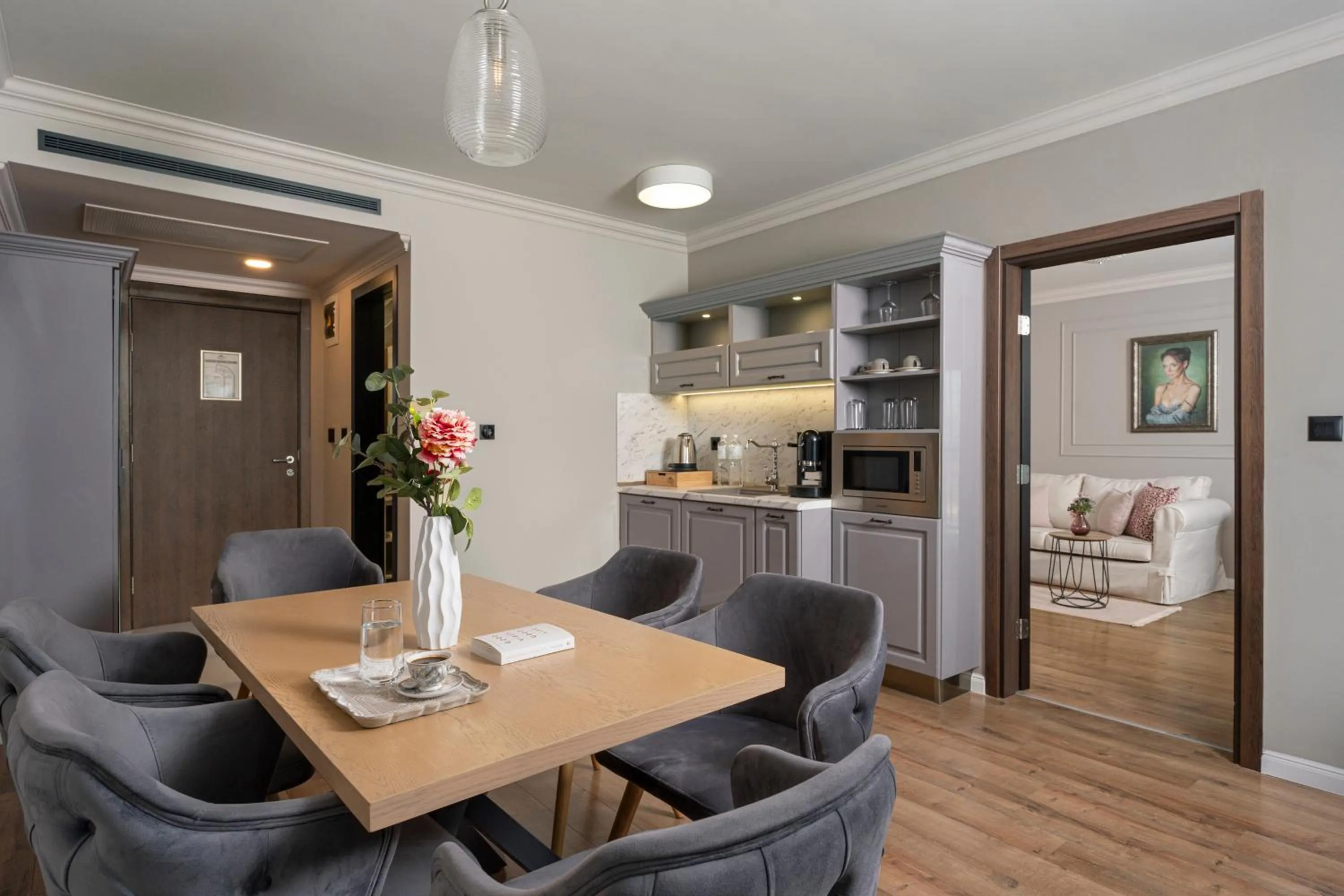 Coffee/tea facilities in Casa di Fiore SPA and Medical Hotel, Mineral Pools & Private Beach