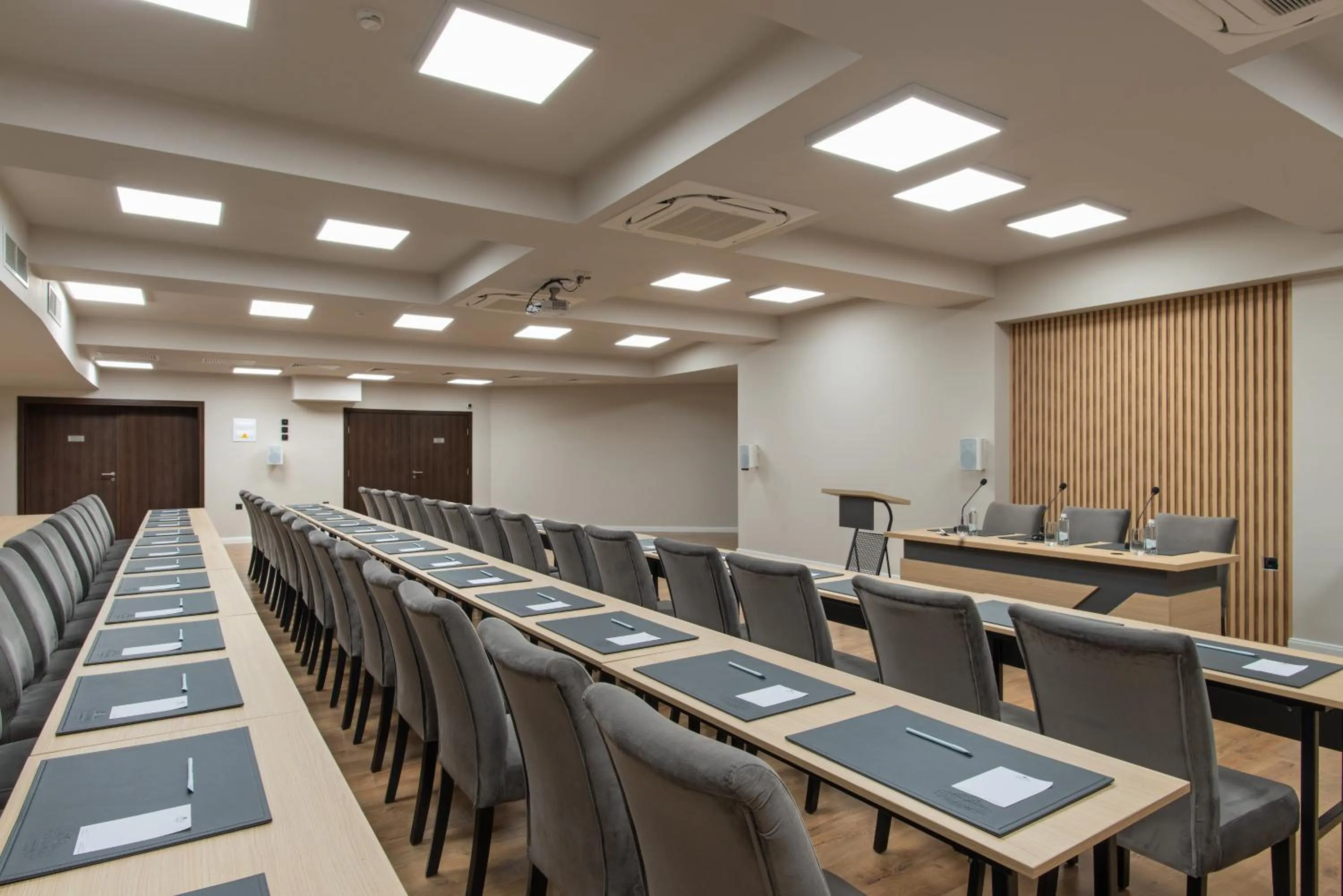 Meeting/conference room in Casa di Fiore SPA and Medical Hotel, Mineral Pools & Private Beach