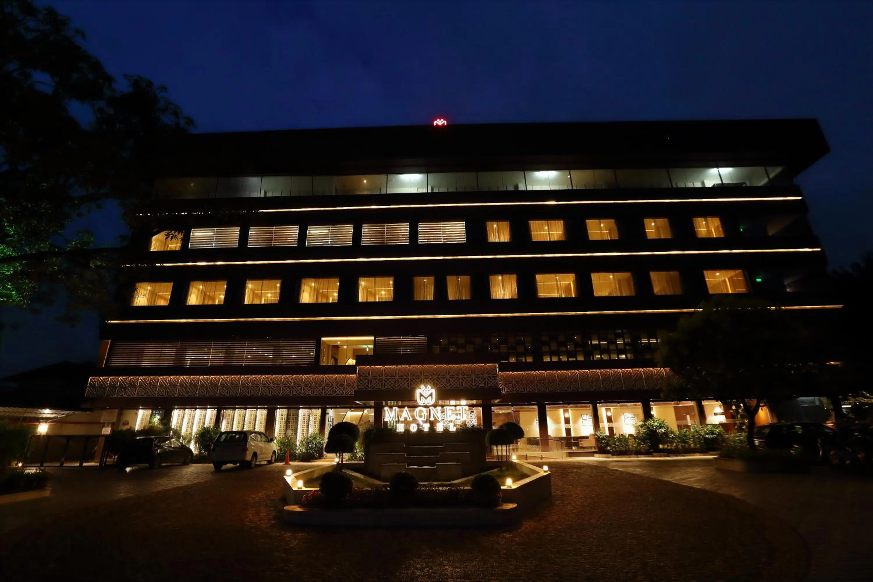 Property building in Magnet Hotel