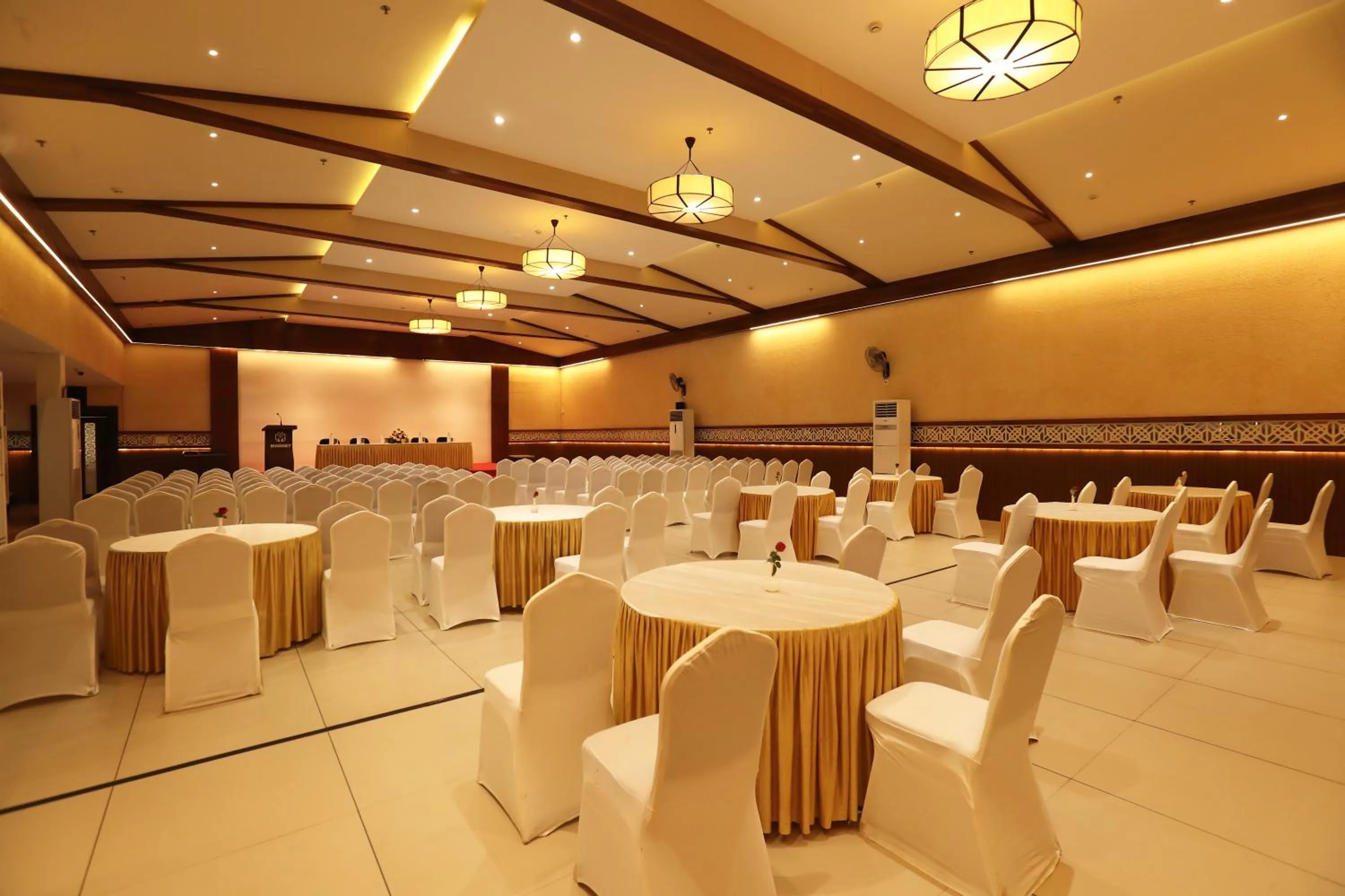 Banquet/Function facilities in Magnet Hotel