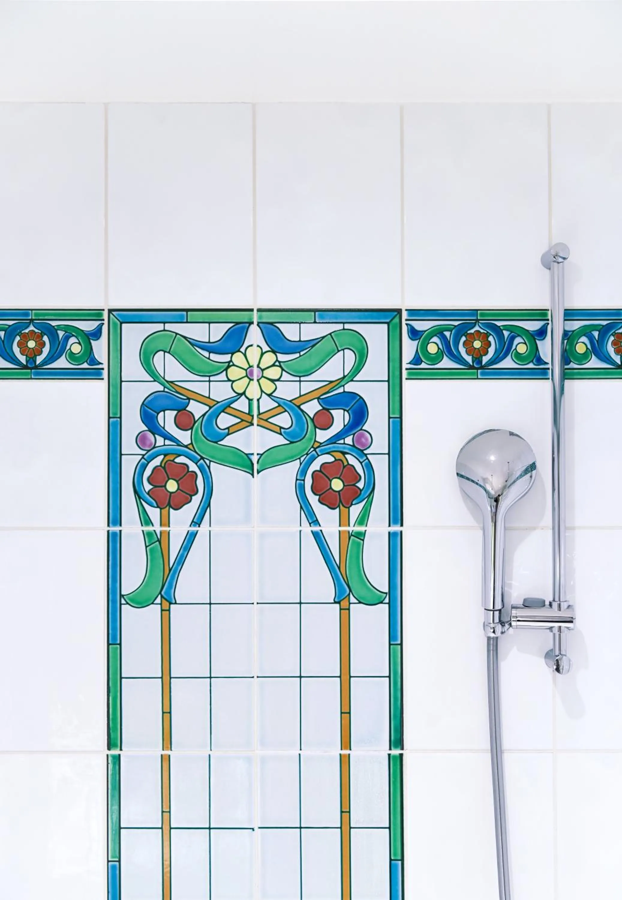 Bathroom in Hôtel Tiffany by Fassbind