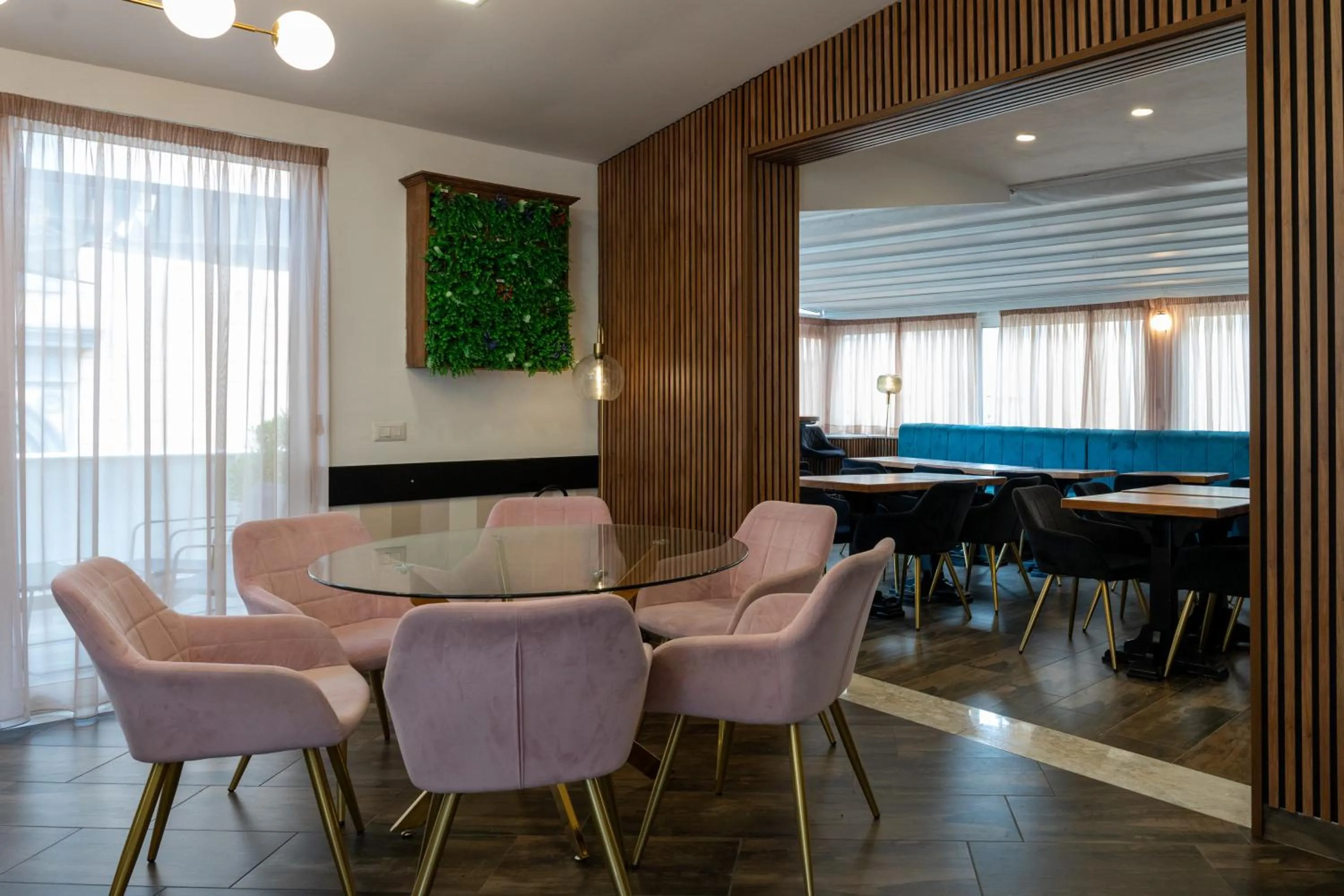 Lounge or bar in Hotel San Michele