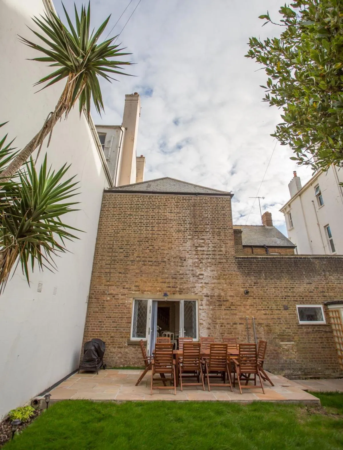Garden in The Old Coastguard House