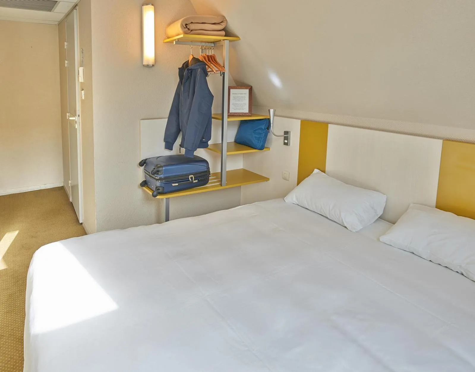 Photo of the whole room, Bed in Hôtel REVOTEL Nancy Centre Gare et Congrès