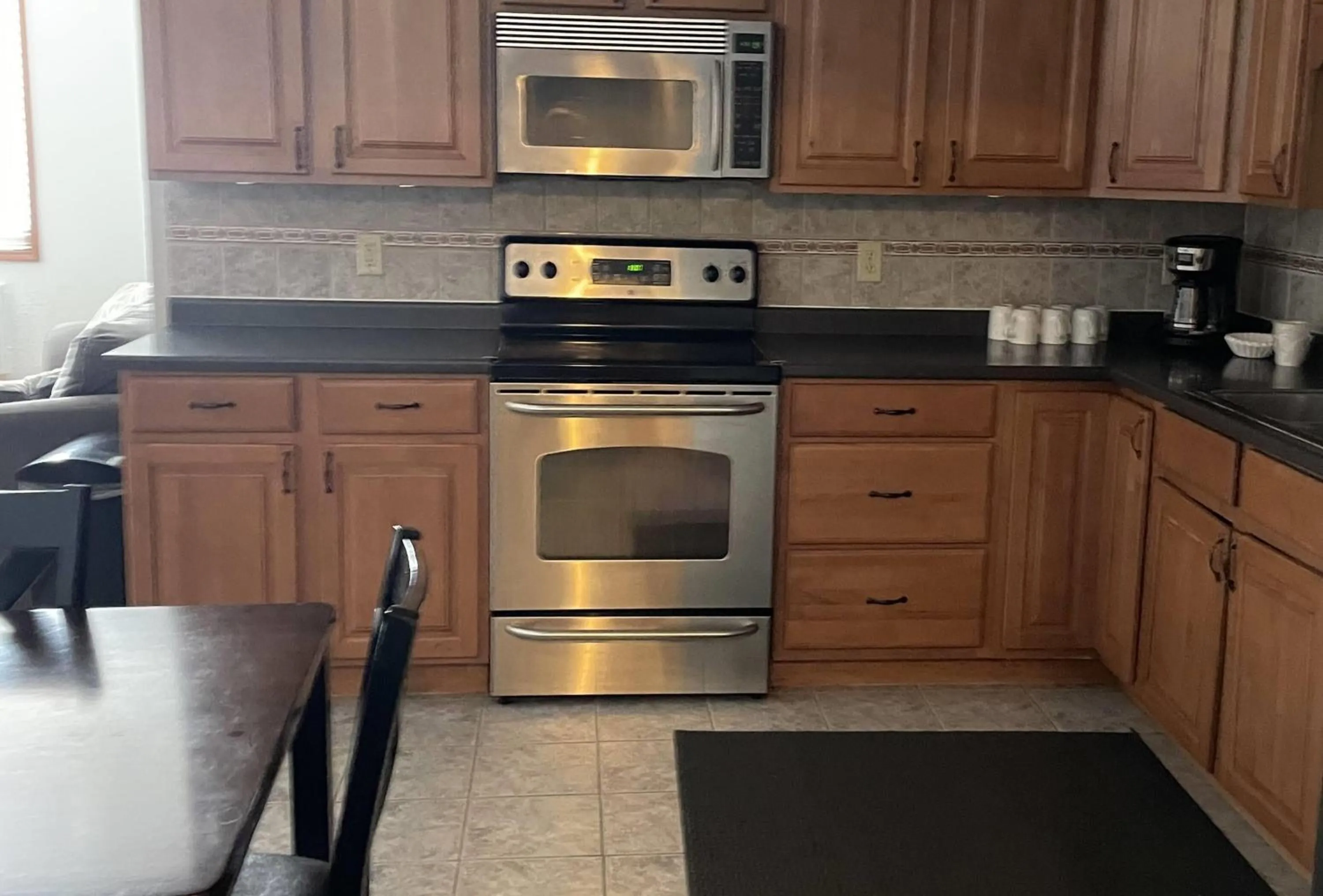 Photo of the whole room in Travelodge by Wyndham Lincoln South