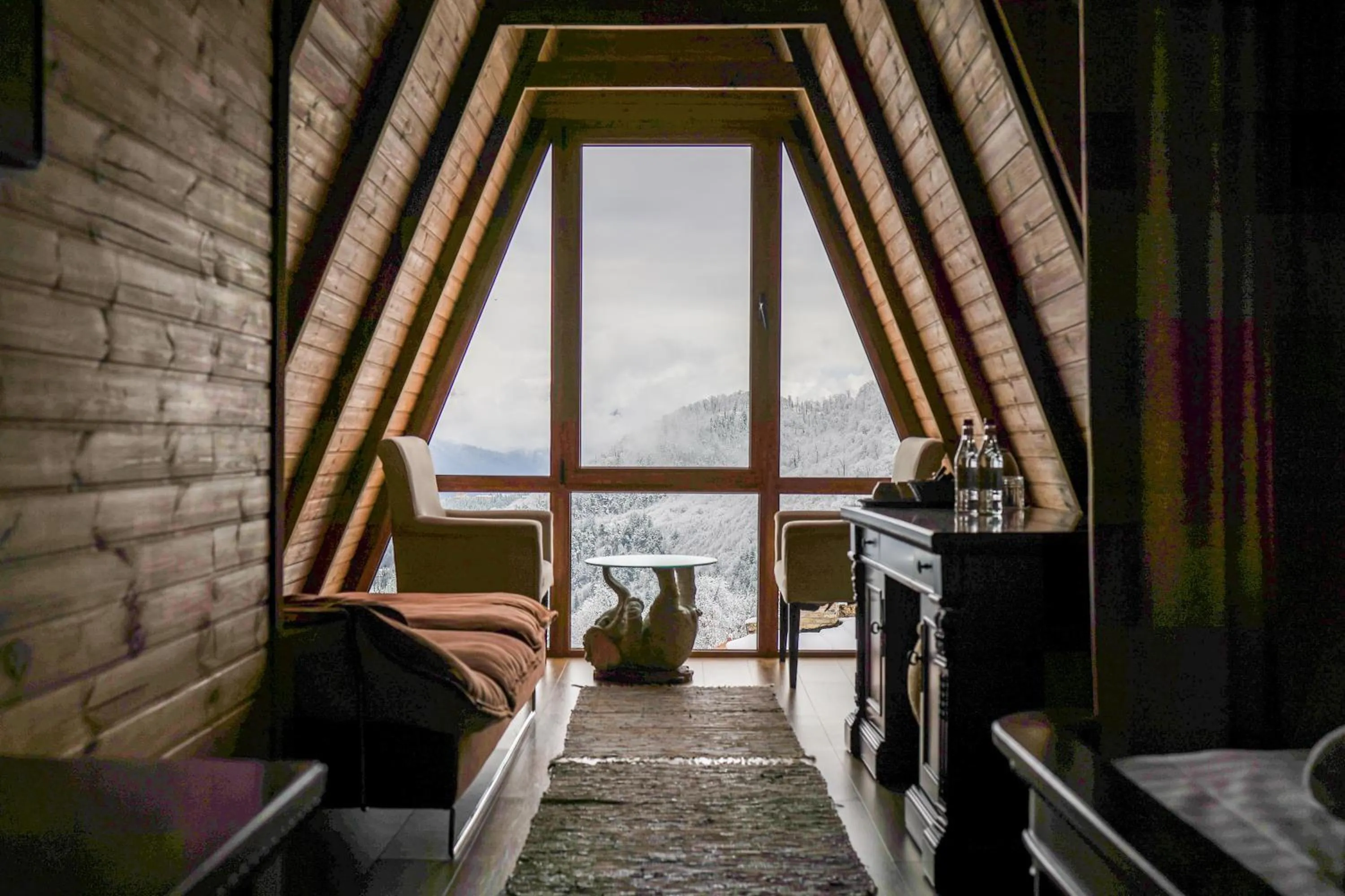 Bed in Alpine Castle Hotel