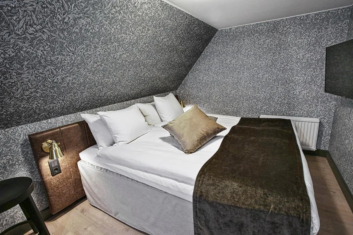 Bed in Skara Stadshotell