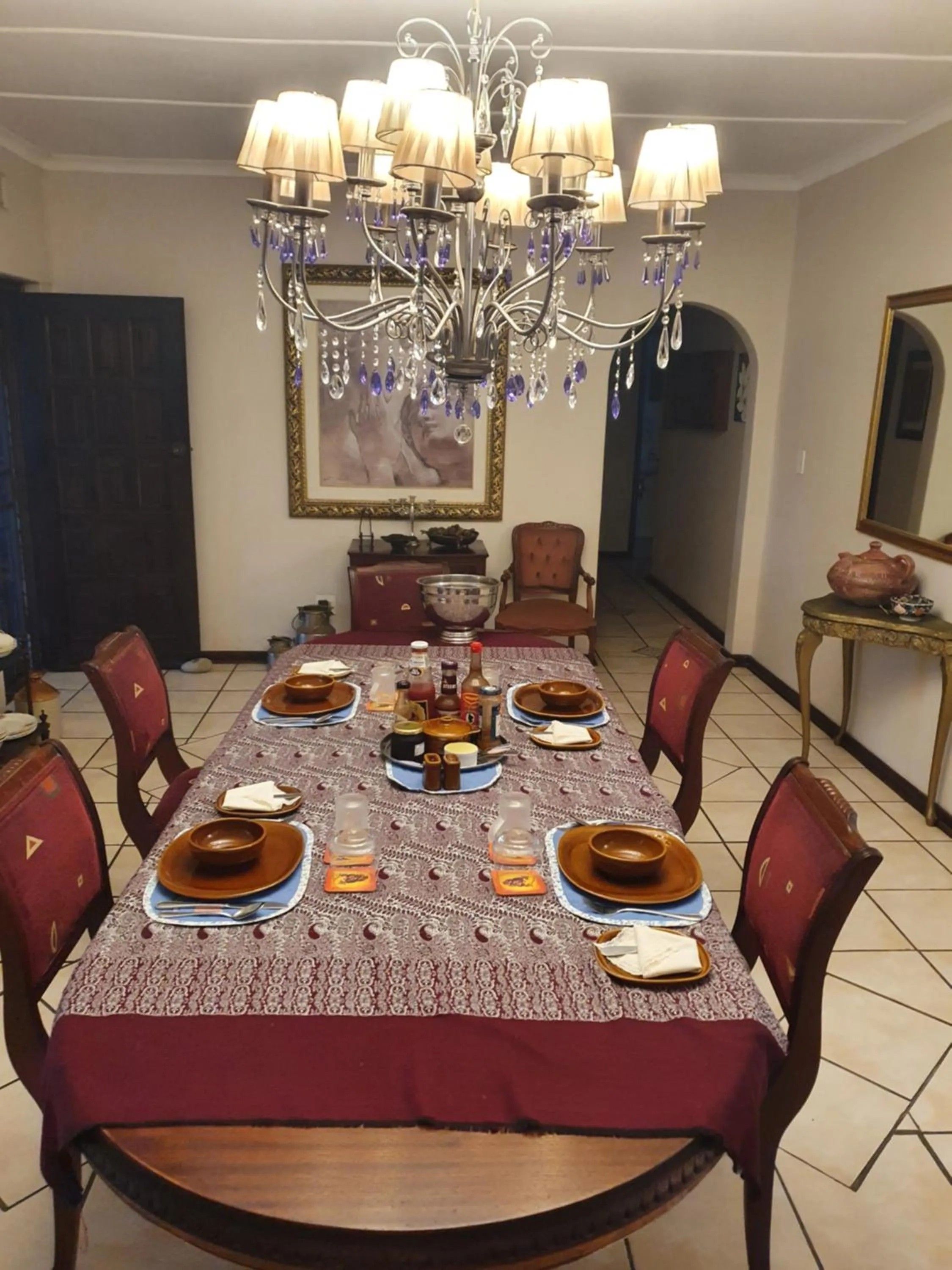 Communal lounge/ TV room in Weekend Vikings