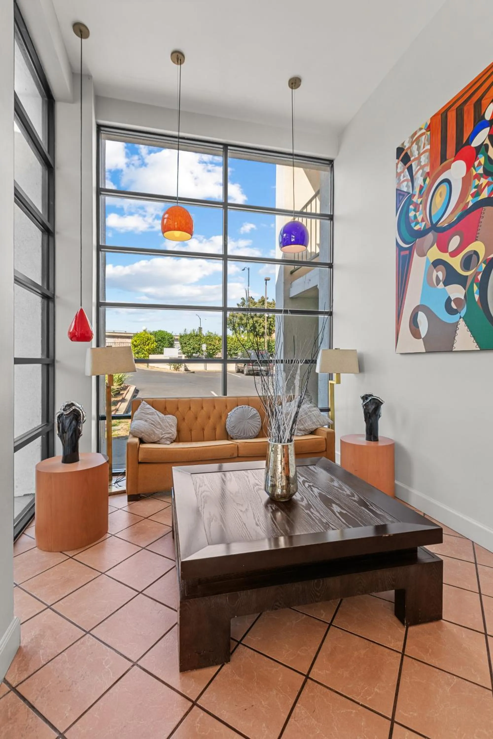 Seating area in Vagabond Inn Executive Old Town