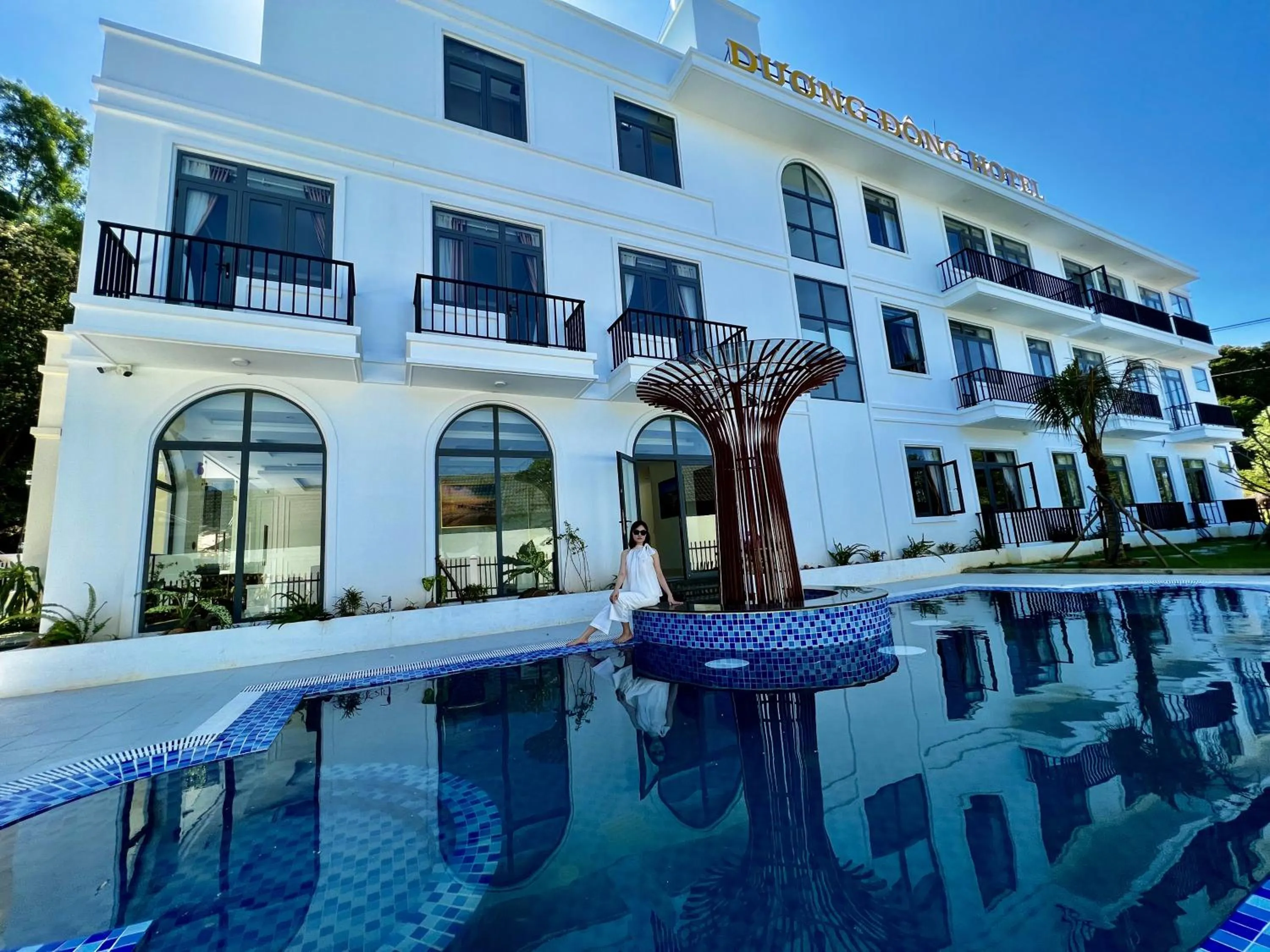 Property building in Dương Đông Hotel