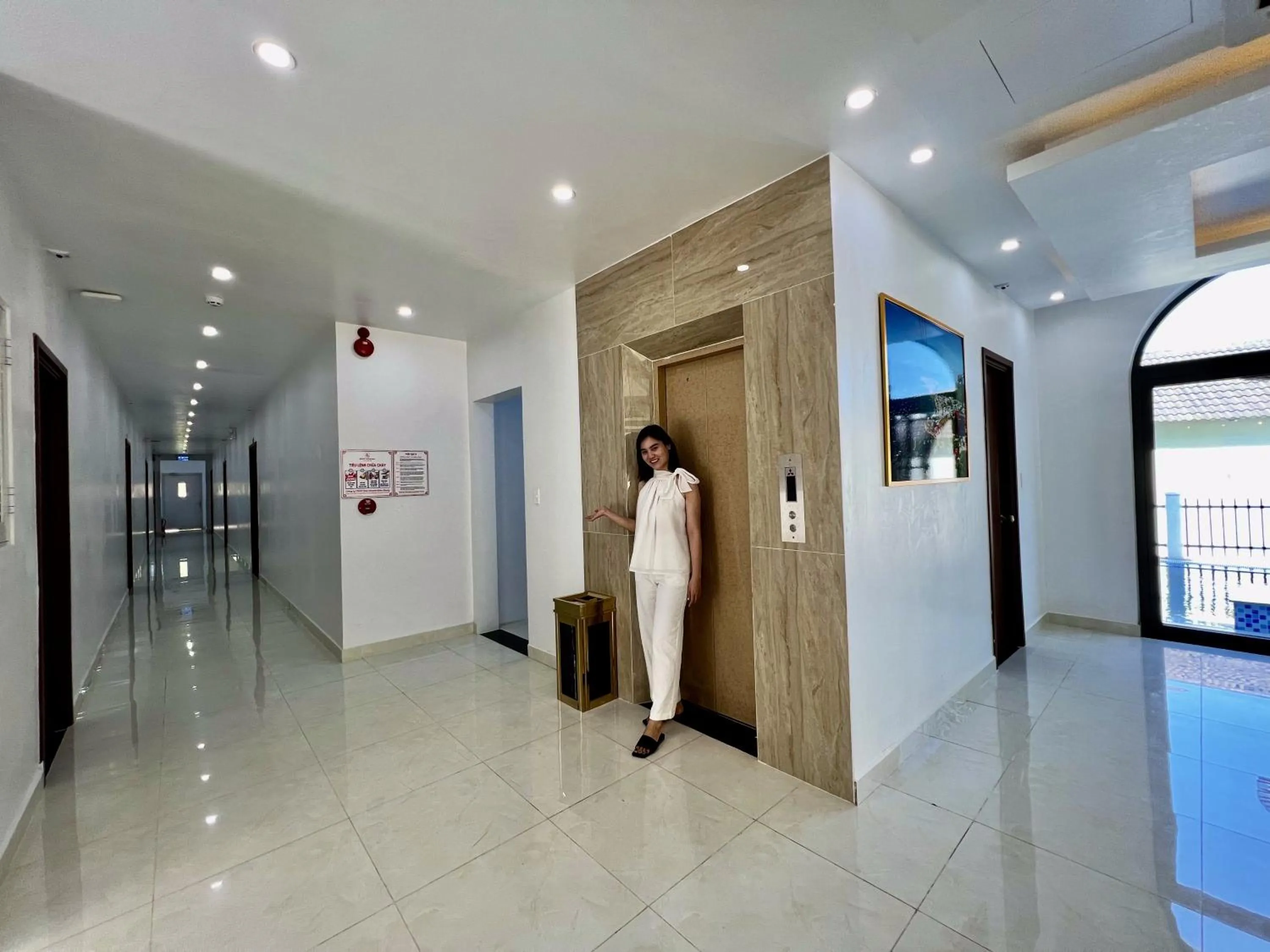 People in Dương Đông Hotel