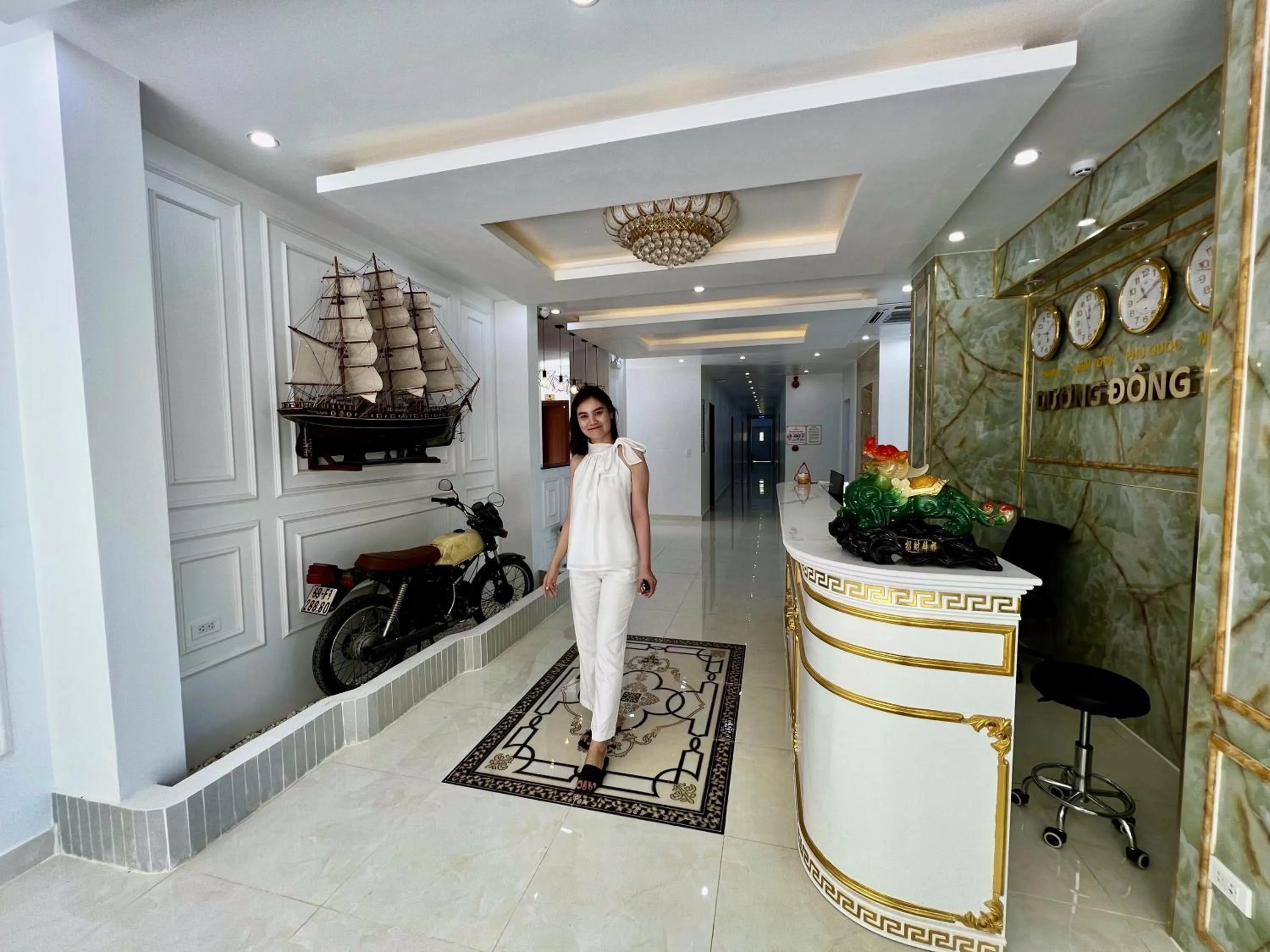 Staff in Dương Đông Hotel