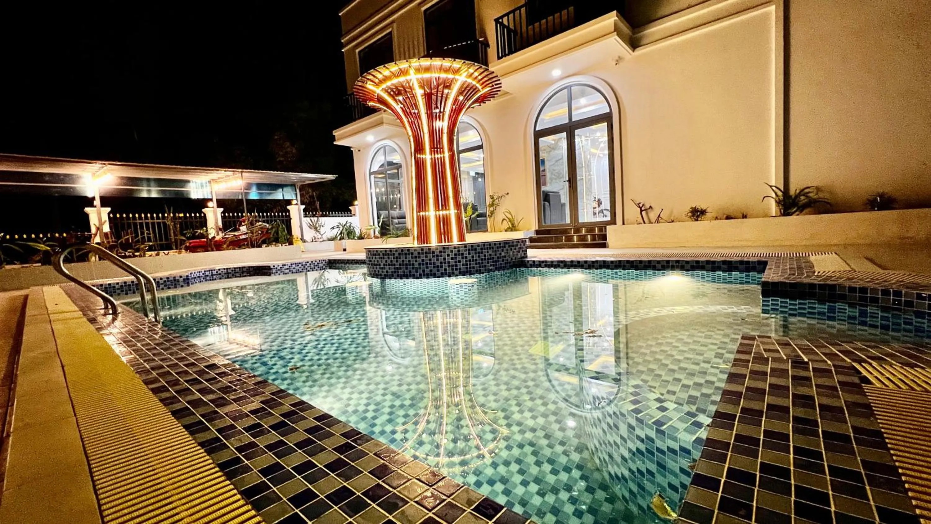 Property building in Dương Đông Hotel