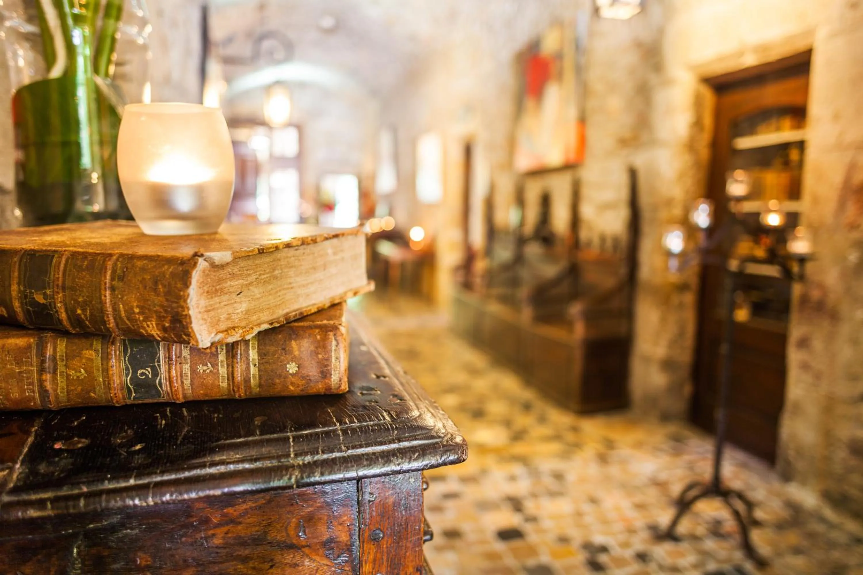 Decorative detail in Château De La Caze Piscine & Spa - Ste Enimie