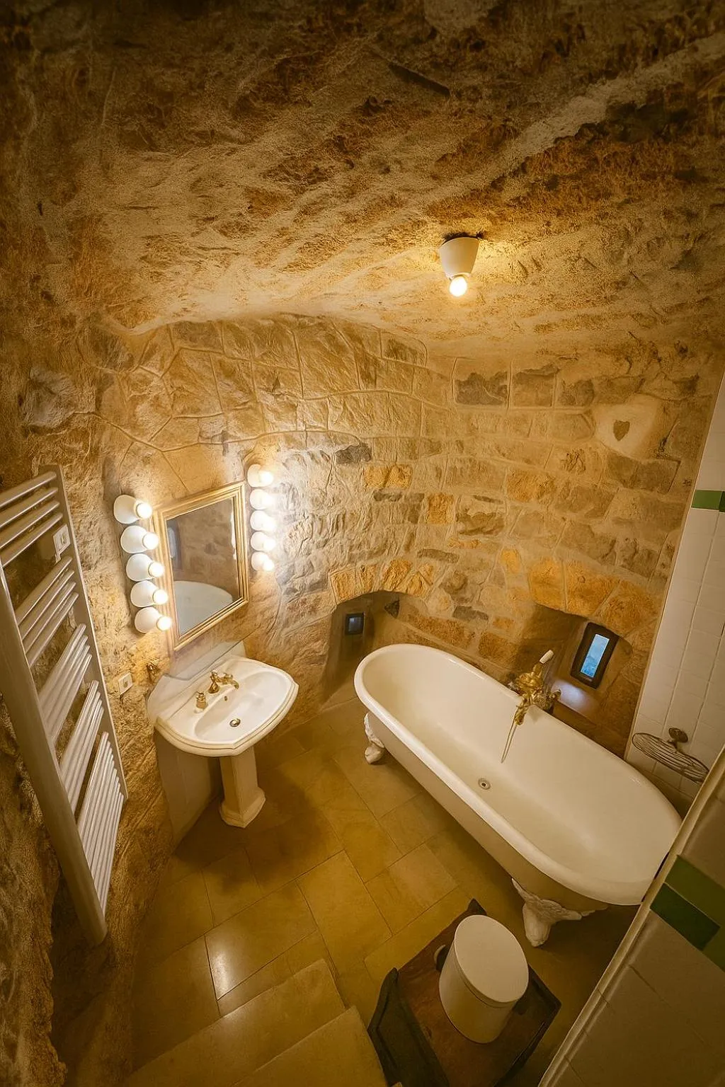 Bathroom in Château De La Caze Piscine & Spa - Ste Enimie