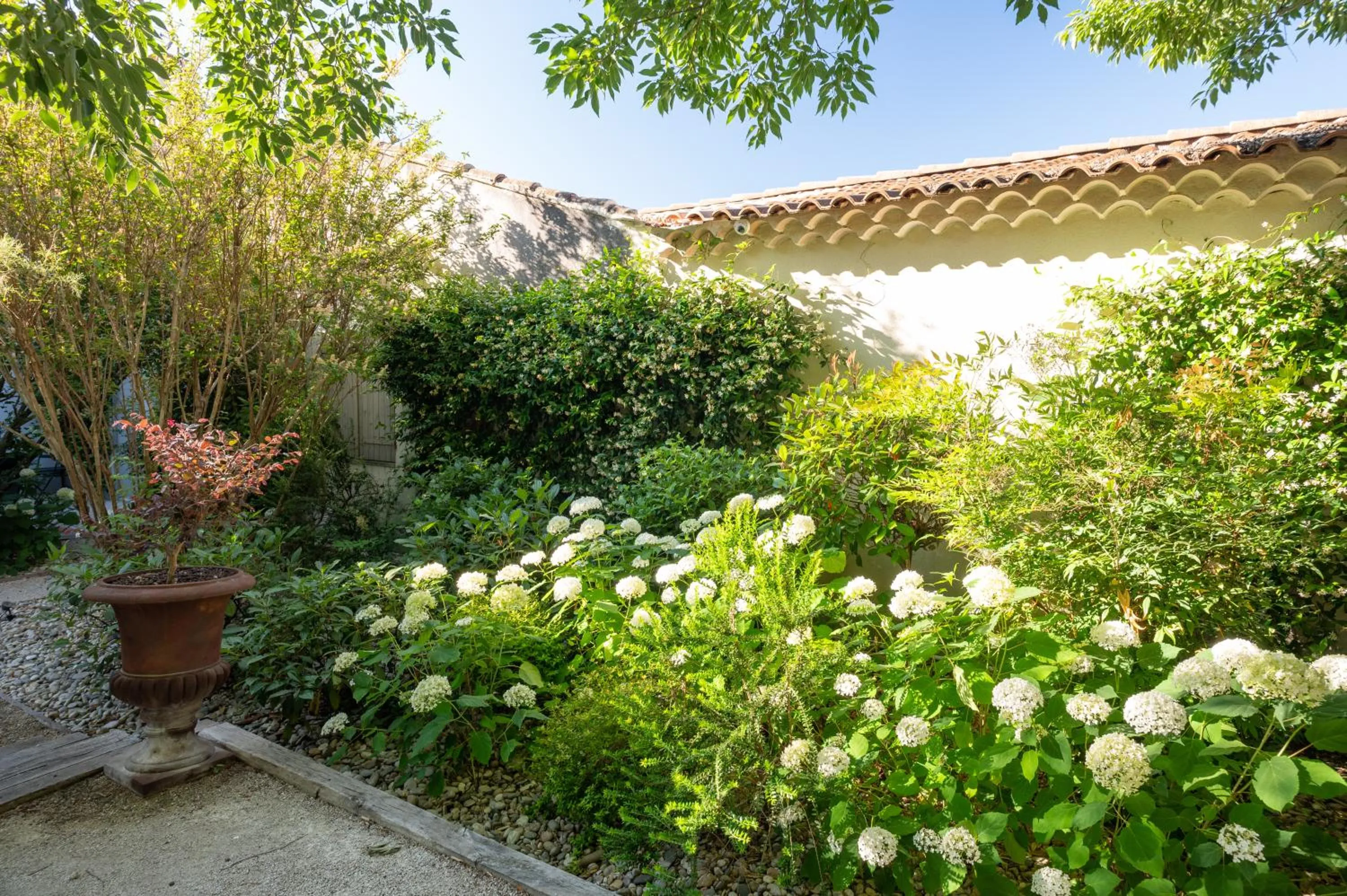 Spring in Hôtel l'Amandière