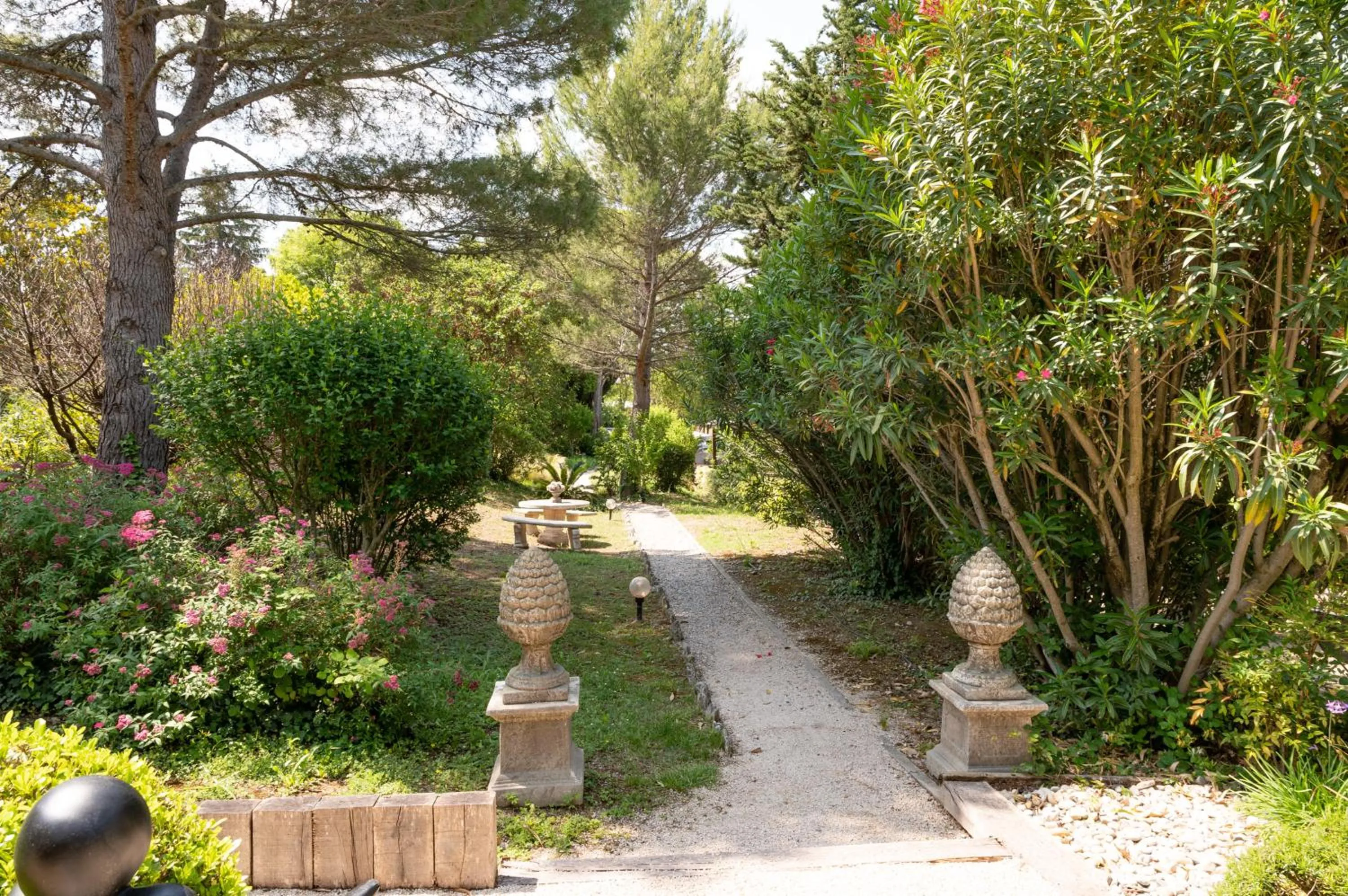 Spring in Hôtel l'Amandière