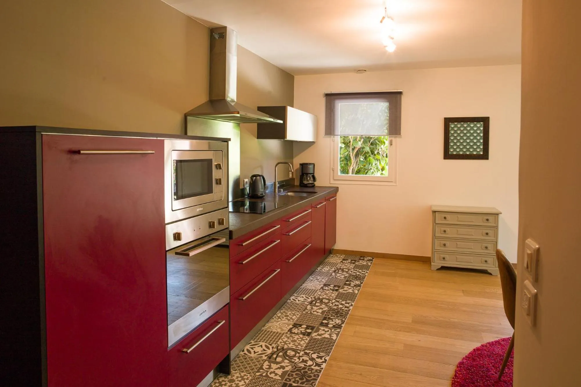 Kitchen or kitchenette in Hôtel l'Amandière
