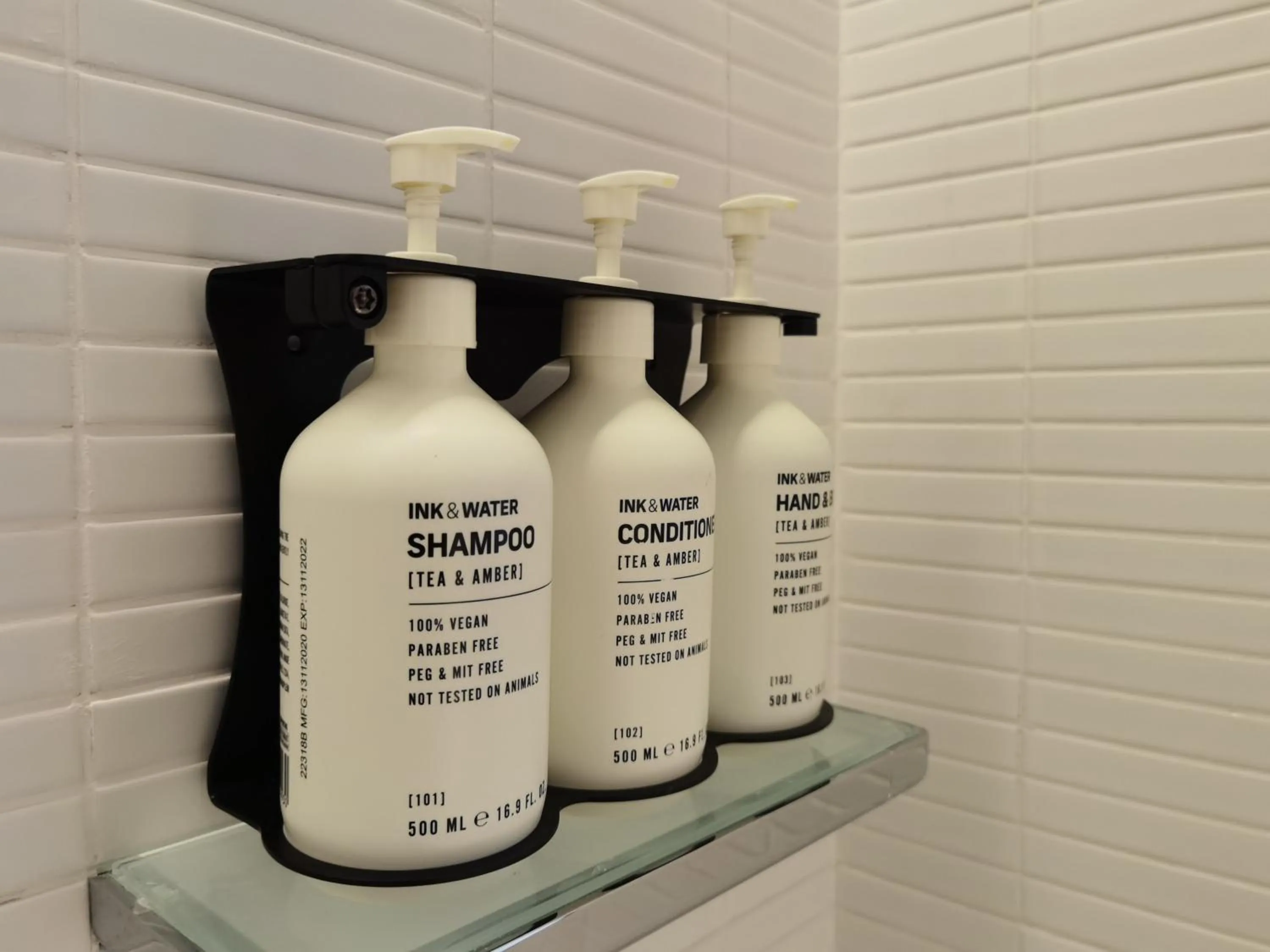 Shower in The Shàng by Artyzen Qiantan Shanghai