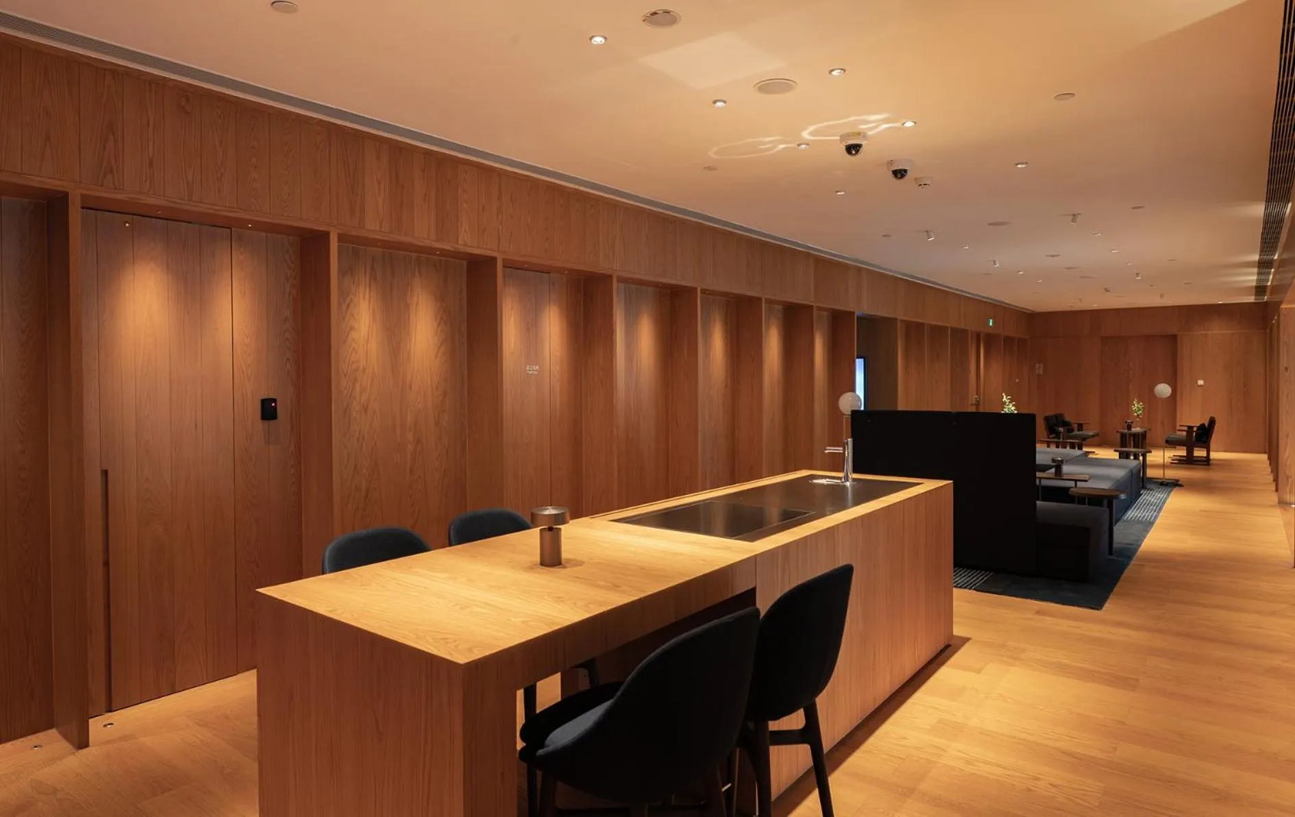 Business facilities in The Shàng by Artyzen Qiantan Shanghai