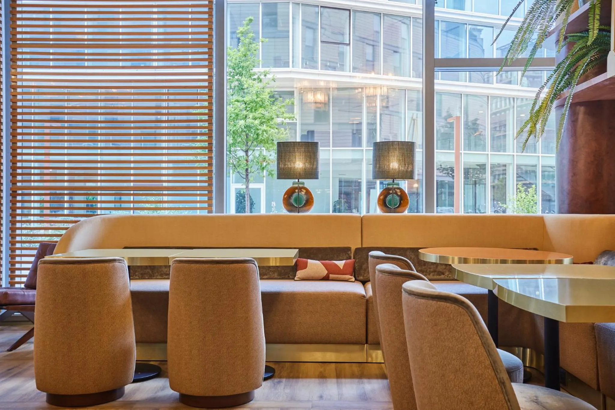 Restaurant/places to eat in Voco Paris - Porte de Clichy