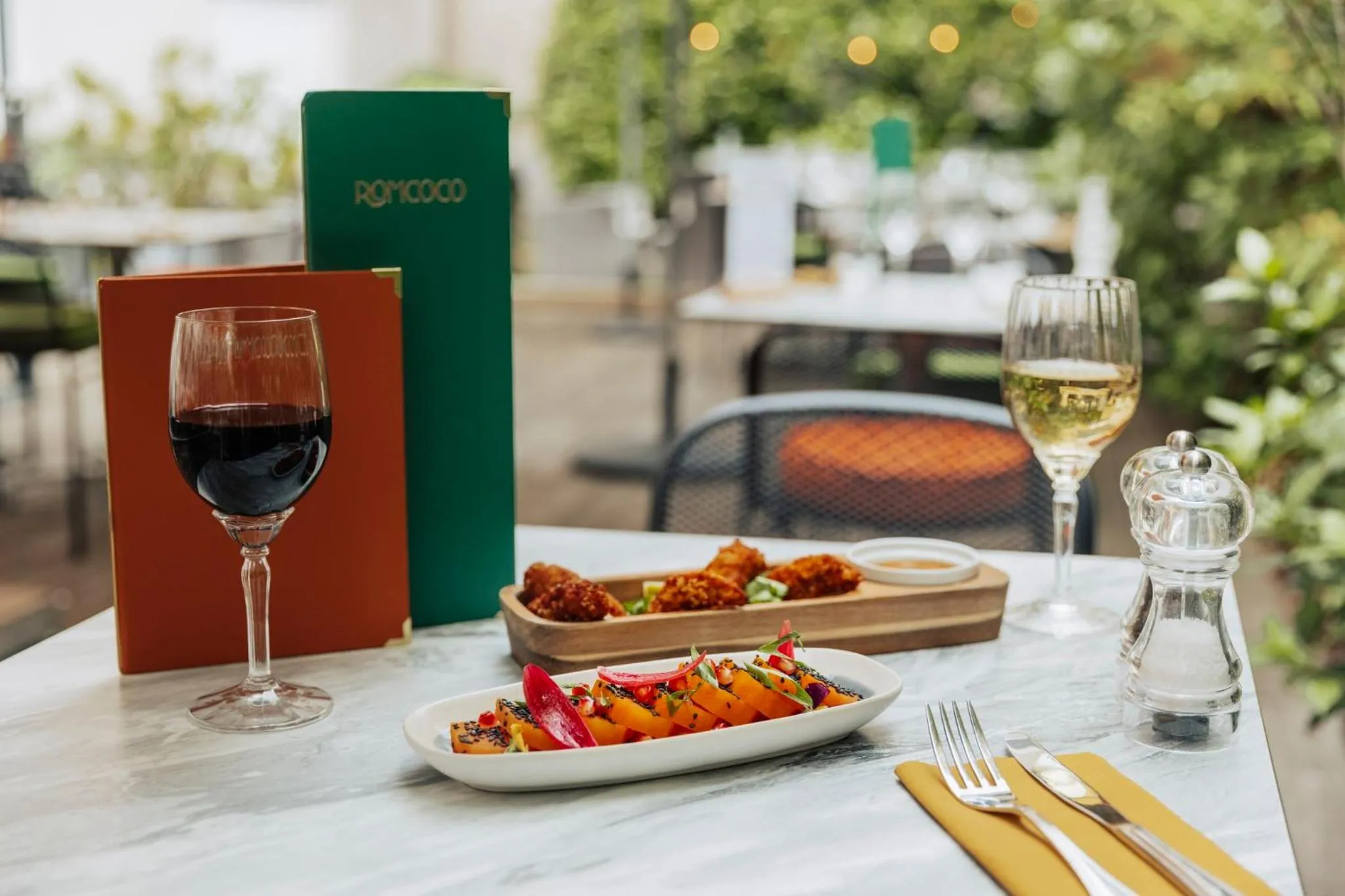 Restaurant/places to eat in Voco Paris - Porte de Clichy