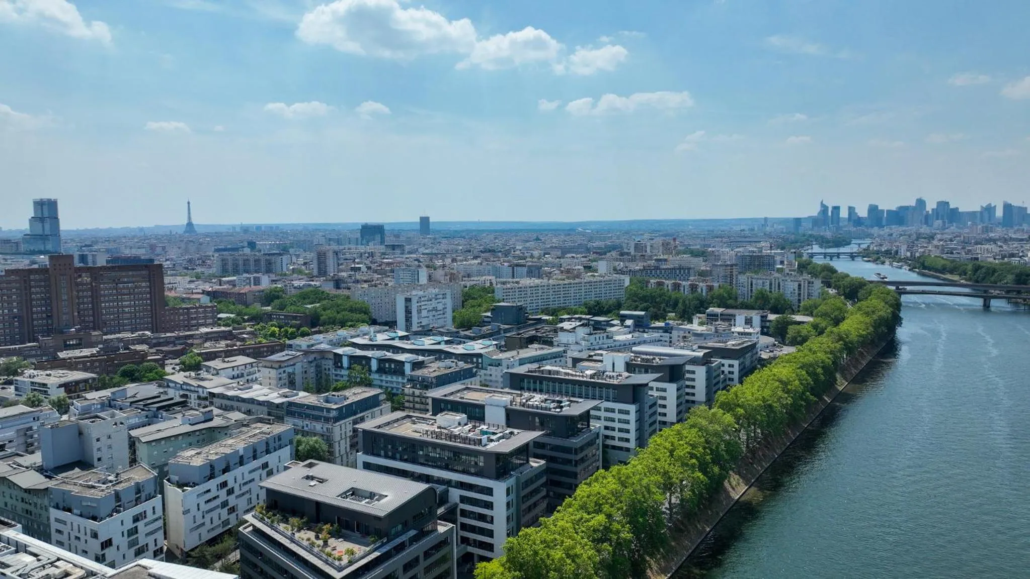 Area and facilities in Voco Paris - Porte de Clichy