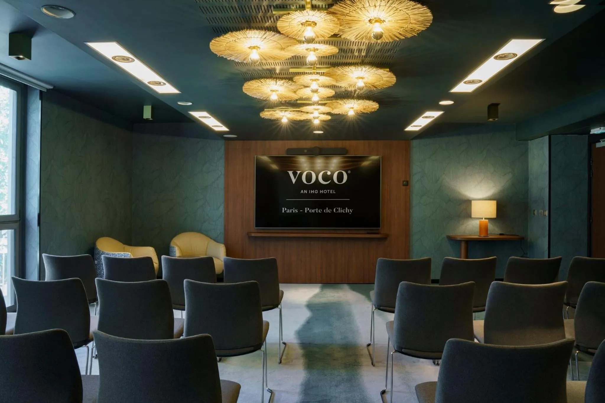 Meeting/conference room in Voco Paris - Porte de Clichy