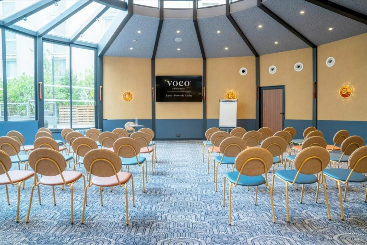 Living room in Voco Paris - Porte de Clichy