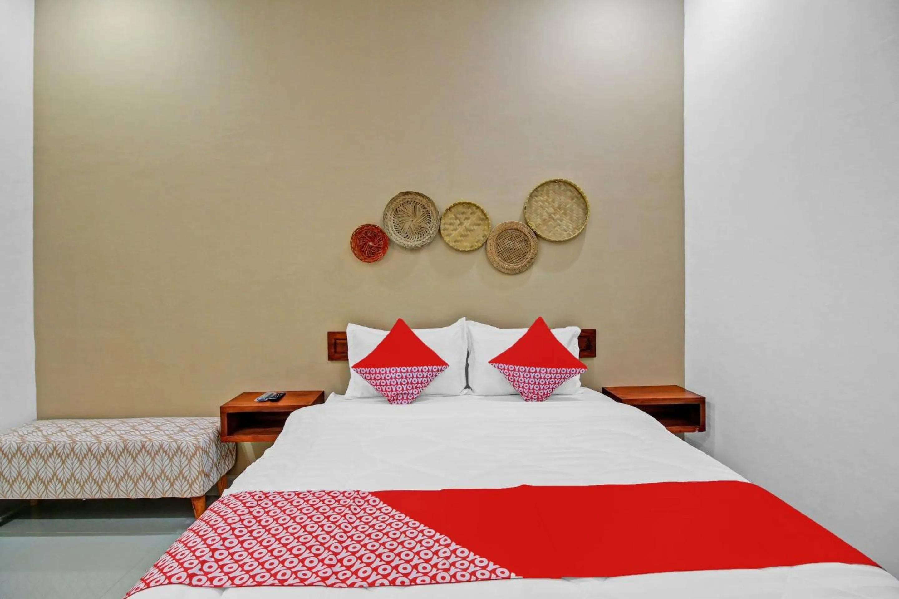 Bedroom, Bed in Hotel O Madania Guesthouse Syariah