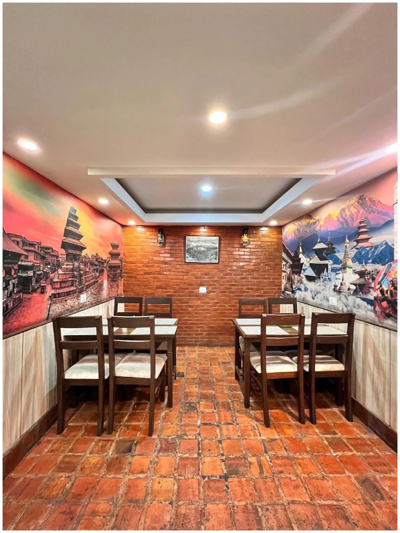 Restaurant/places to eat in Satkar Boutique Home