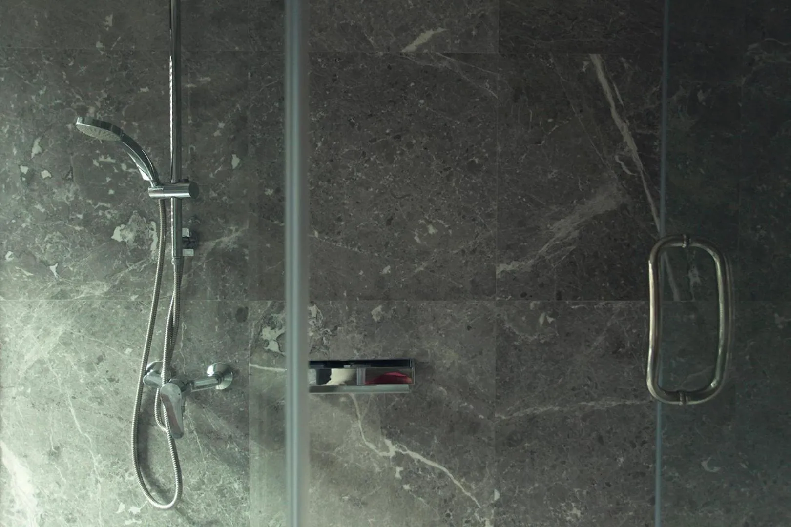 Bathroom in Baanrincome