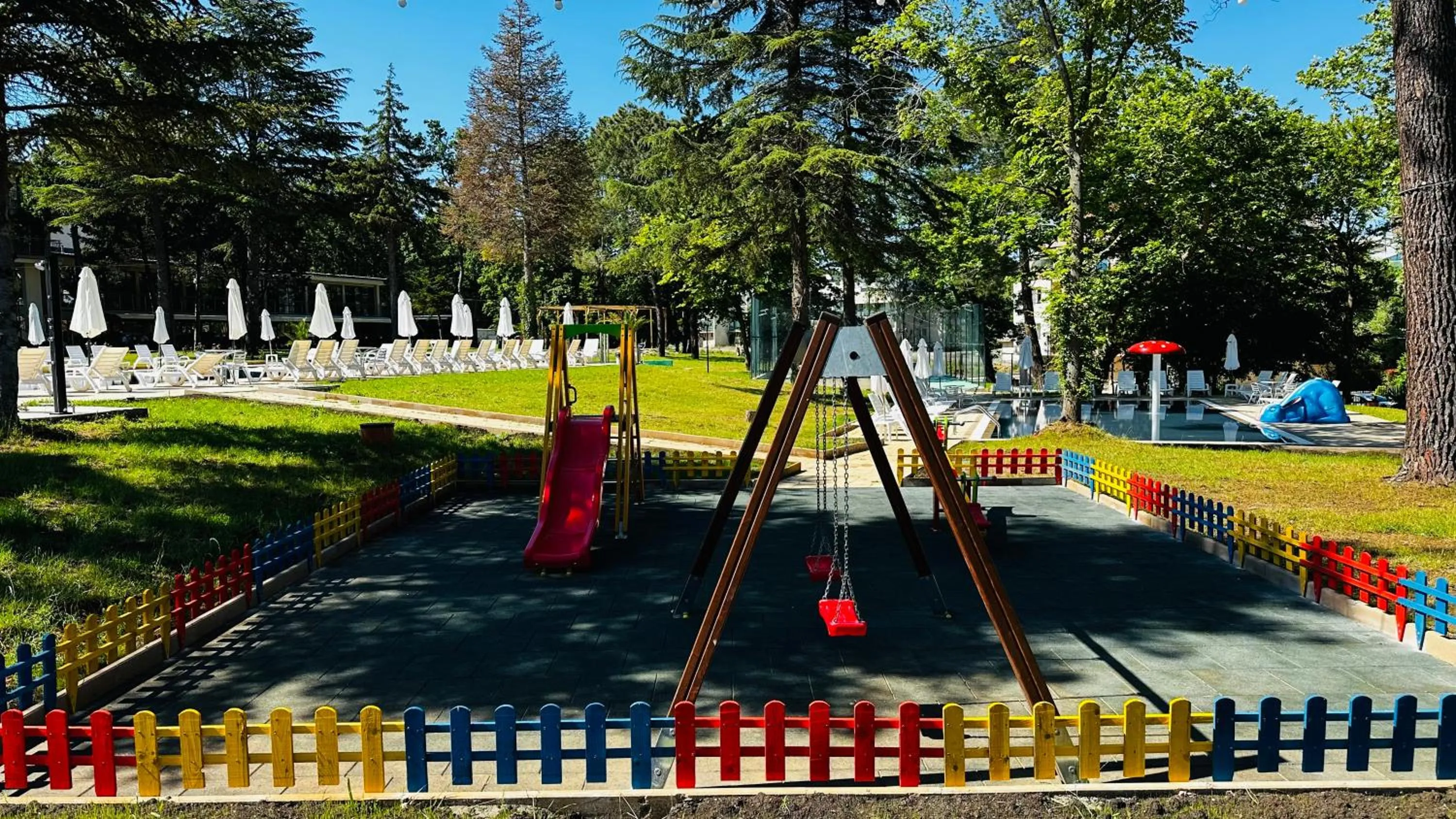 Children play ground in Queen Nelly Park