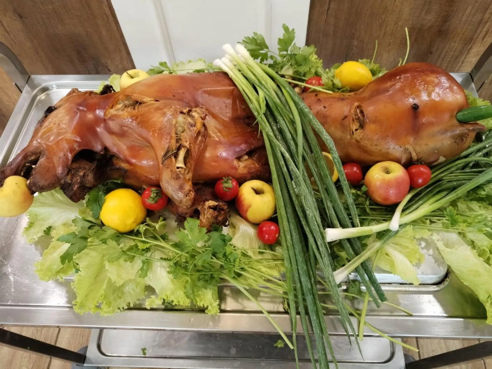 Restaurant/places to eat in Queen Nelly Park