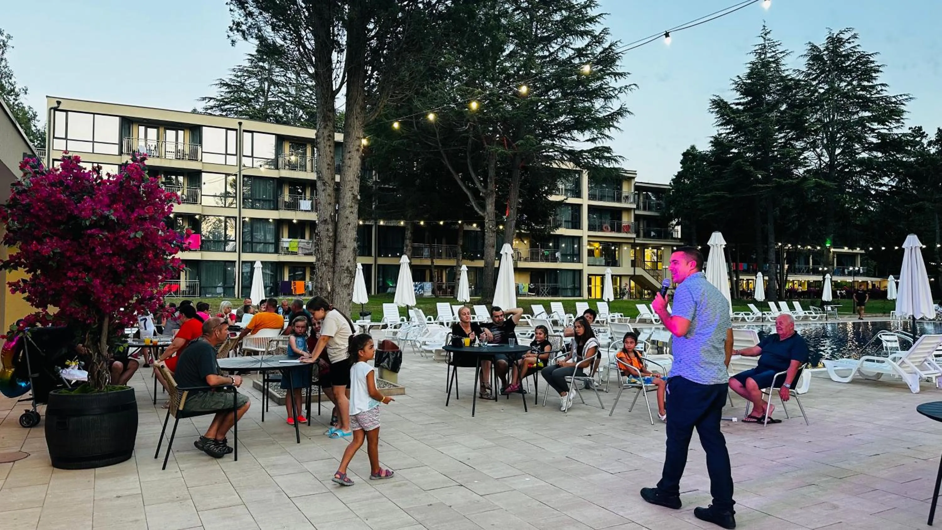 Entertainment in Queen Nelly Park